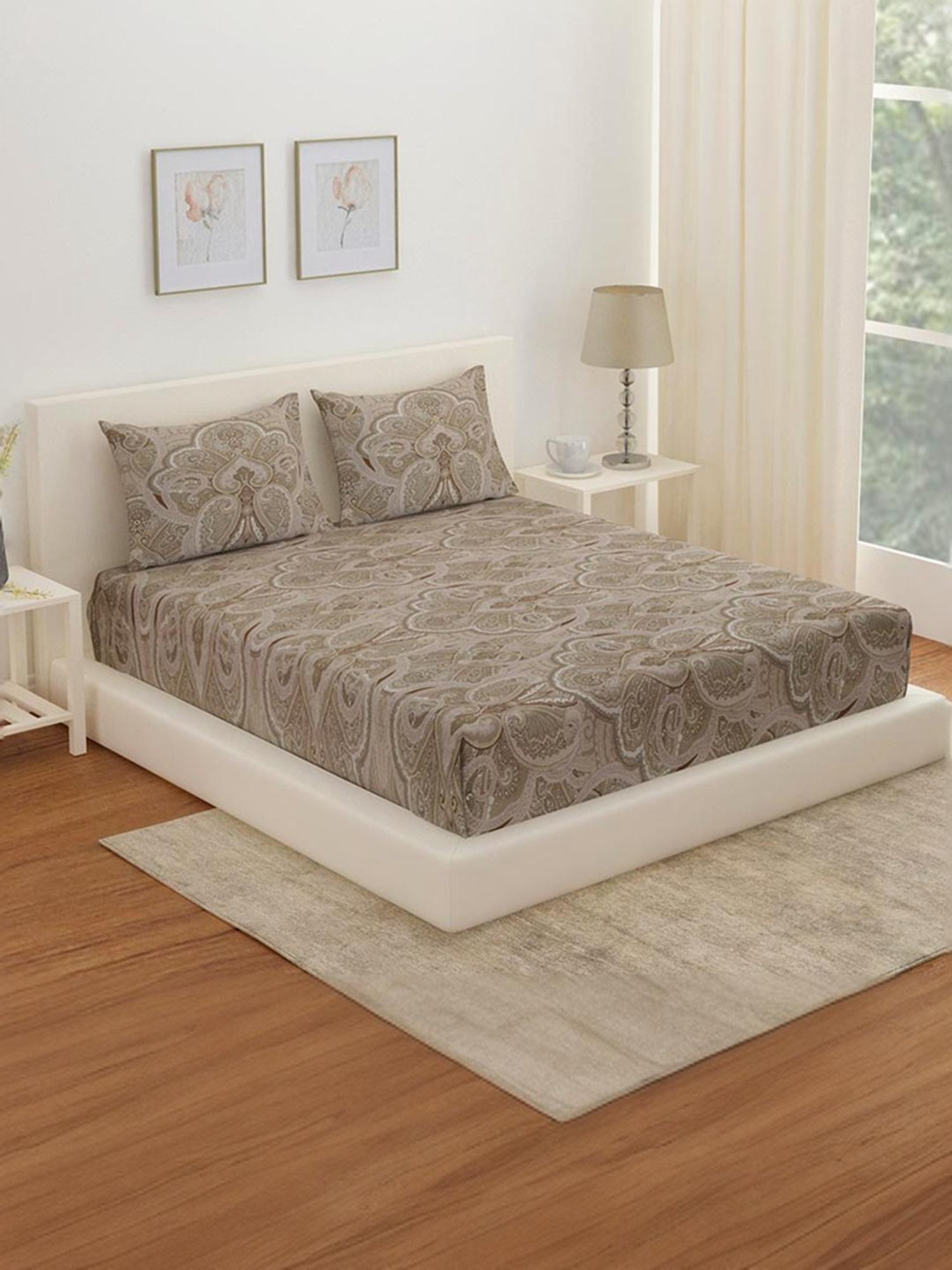 @Home Arias Beige 300 TC Cotton King Bedsheet with 2 Pillow Covers