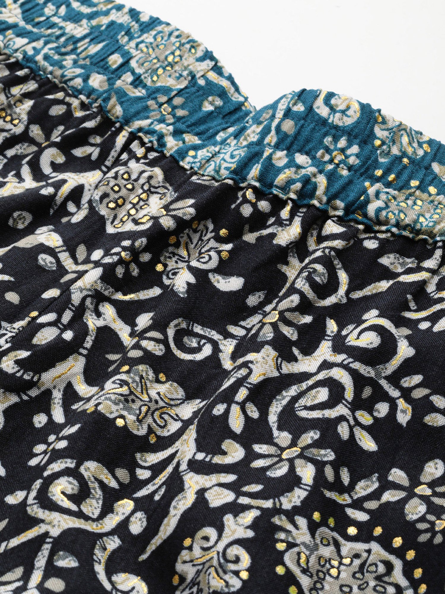 theRebelinme Black Printed Relaxed Fit High Rise Plus Size Culottes