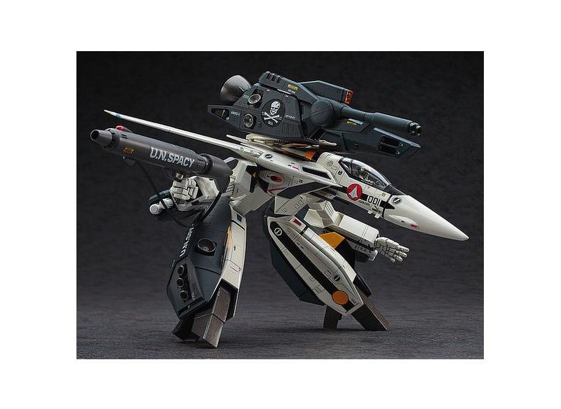 Hasegawa Robotech Macross VF-1S/A Strike Super Gerwalk Valkyrie 1/72 Scale Model