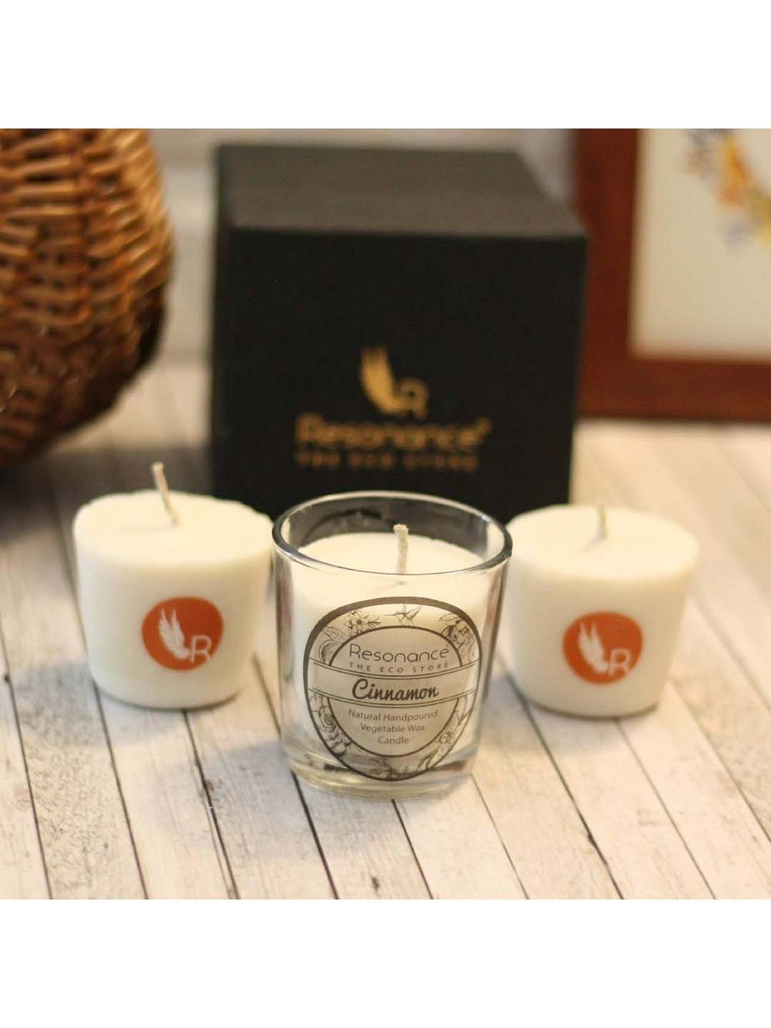 RESONANCE White Soy Wax Scented Aromatic VEGAN Candles (Cinnamon) - Set of 1