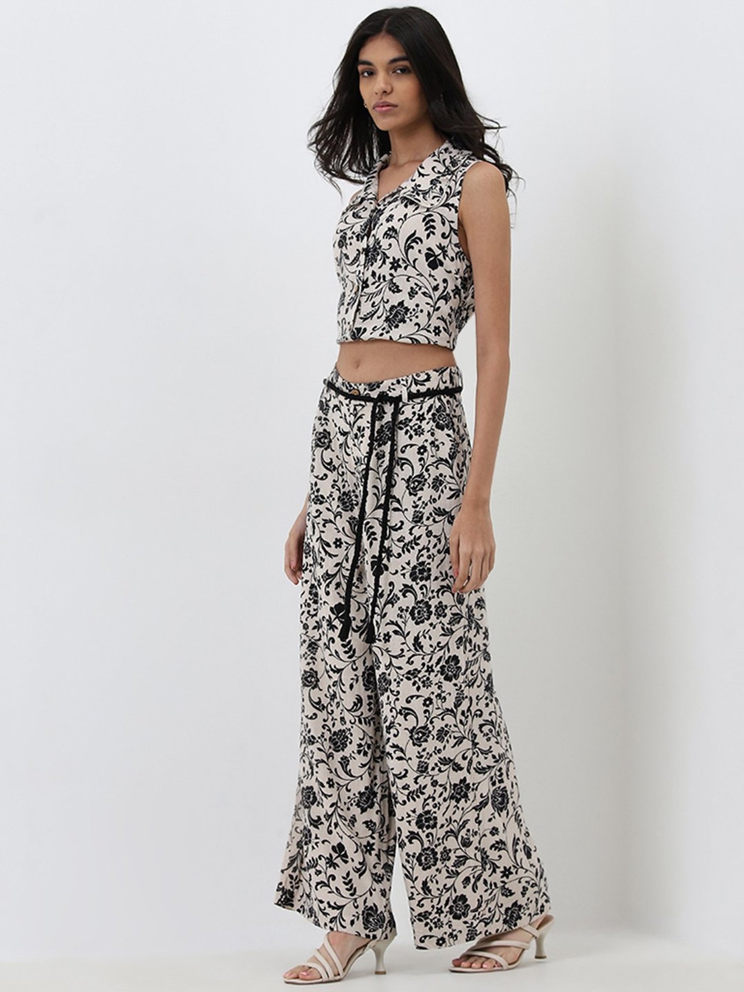 KENDALL + KYLIE Black Mid Rise Bootcut Pants