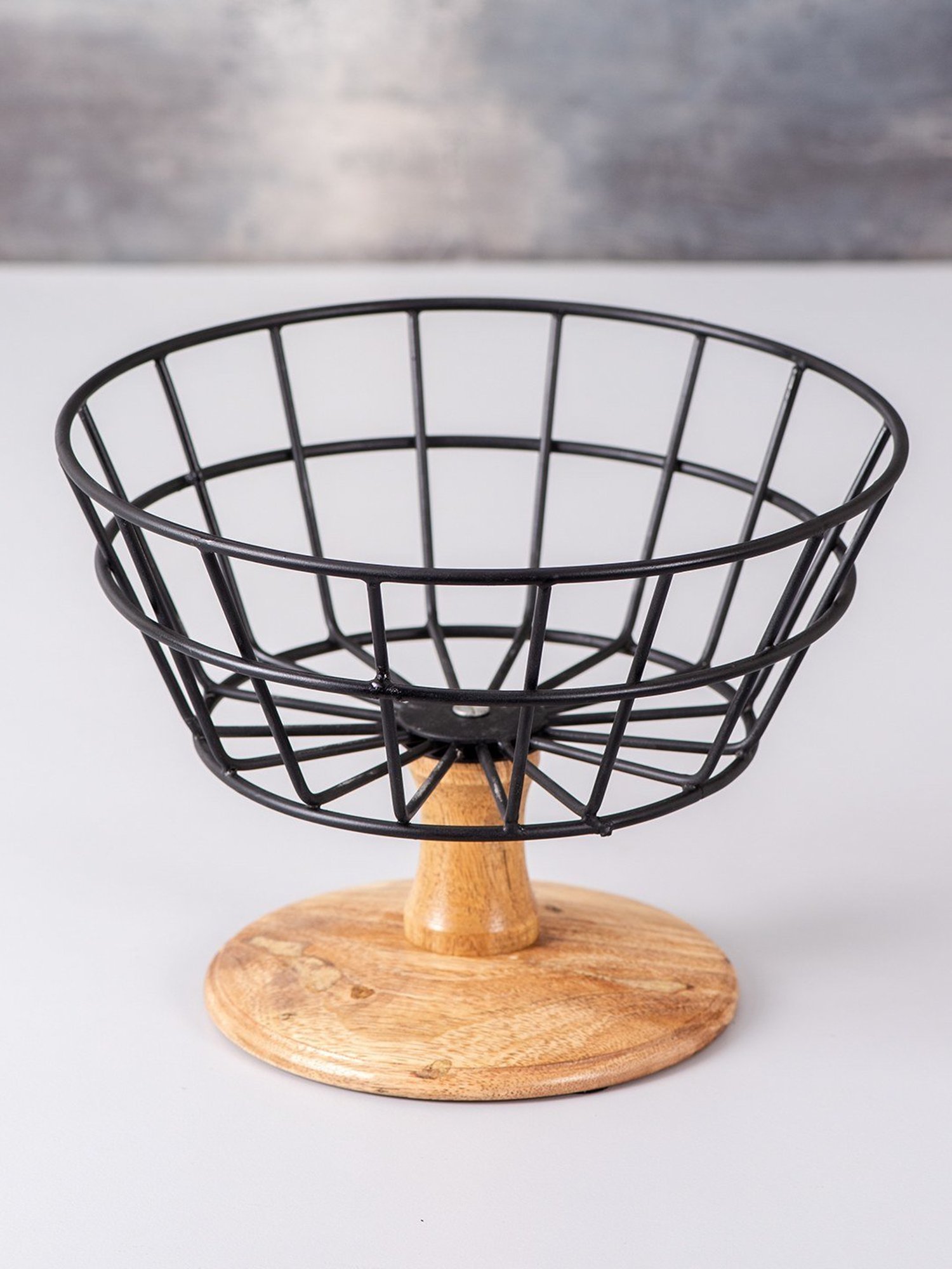 Nestroots Solid Black Iron Fruit Basket
