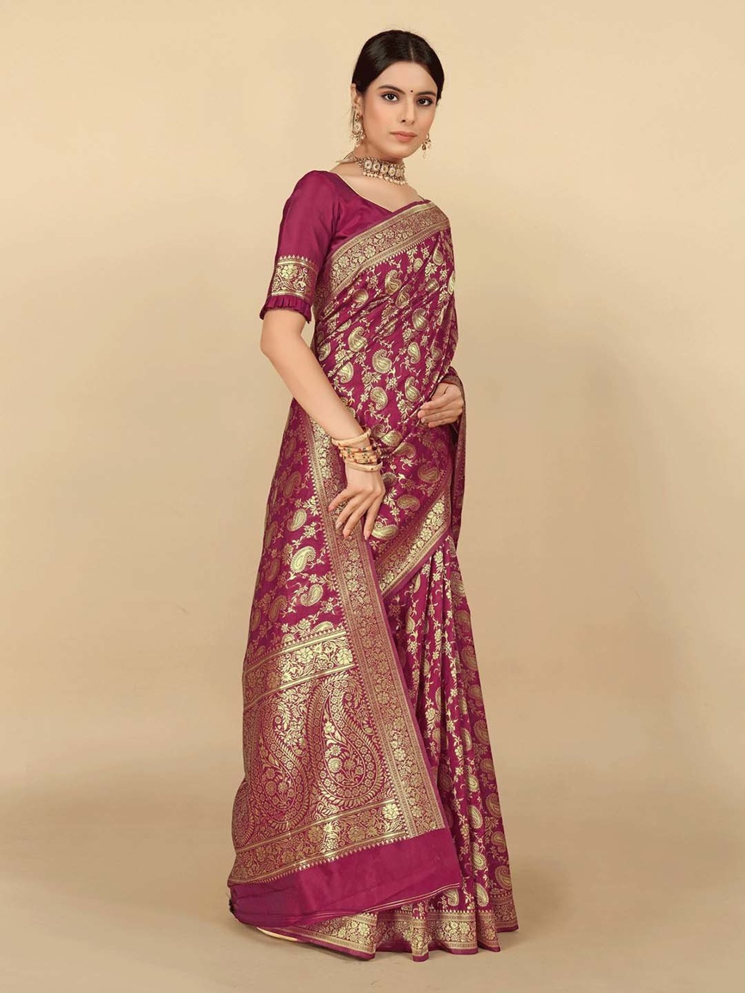 Rangita Maroon Woven Saree With Blouse
