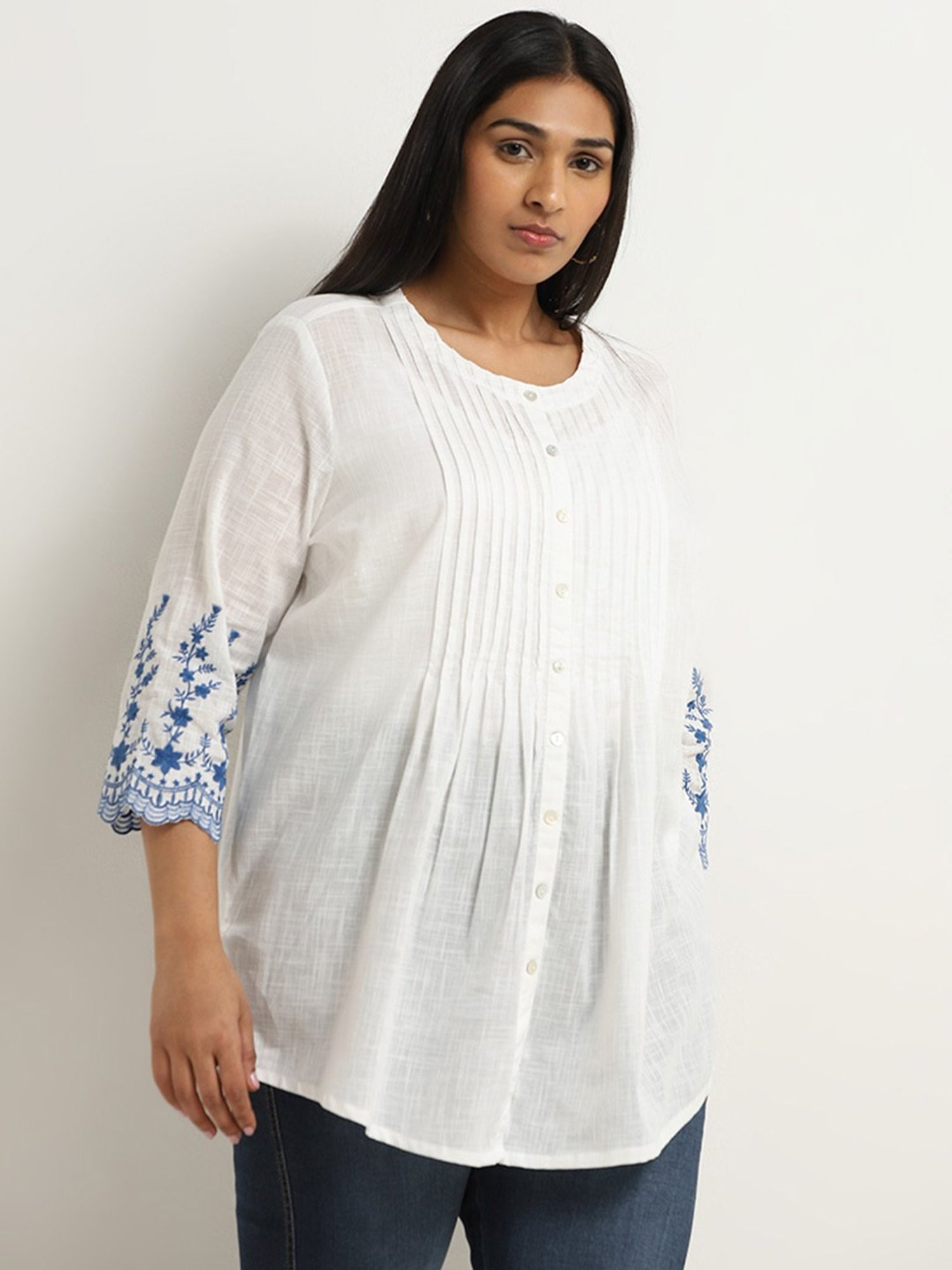 Diza by Westside White Straight Embroidered Kurti