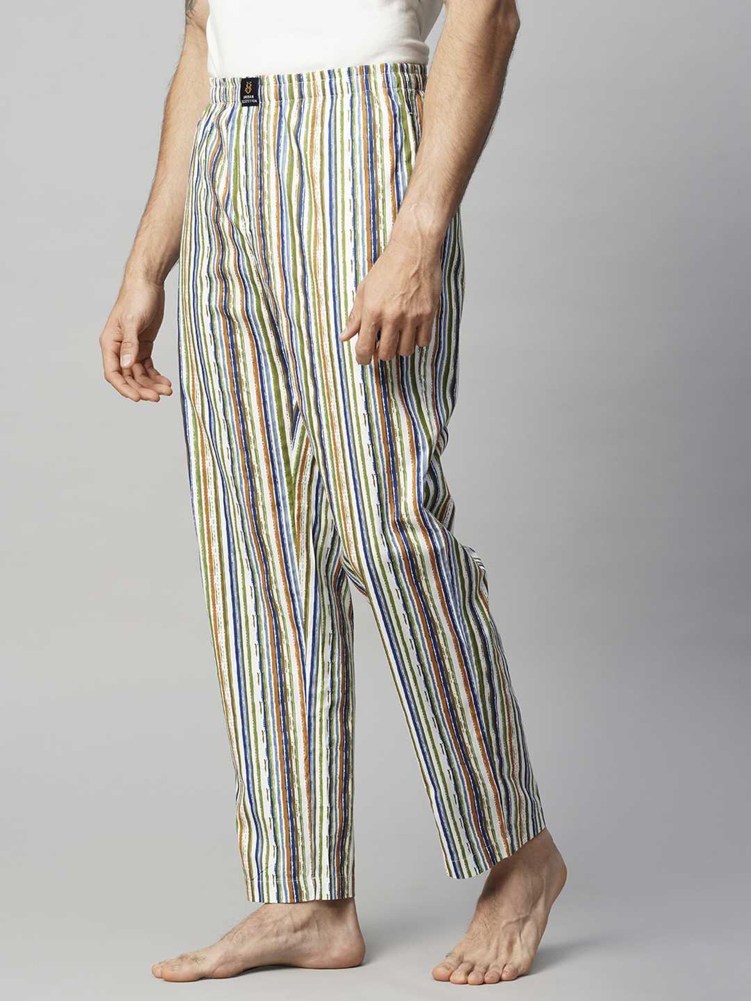 Crimsoune Club White Cotton Regular Fit Printed Lounge Shorts