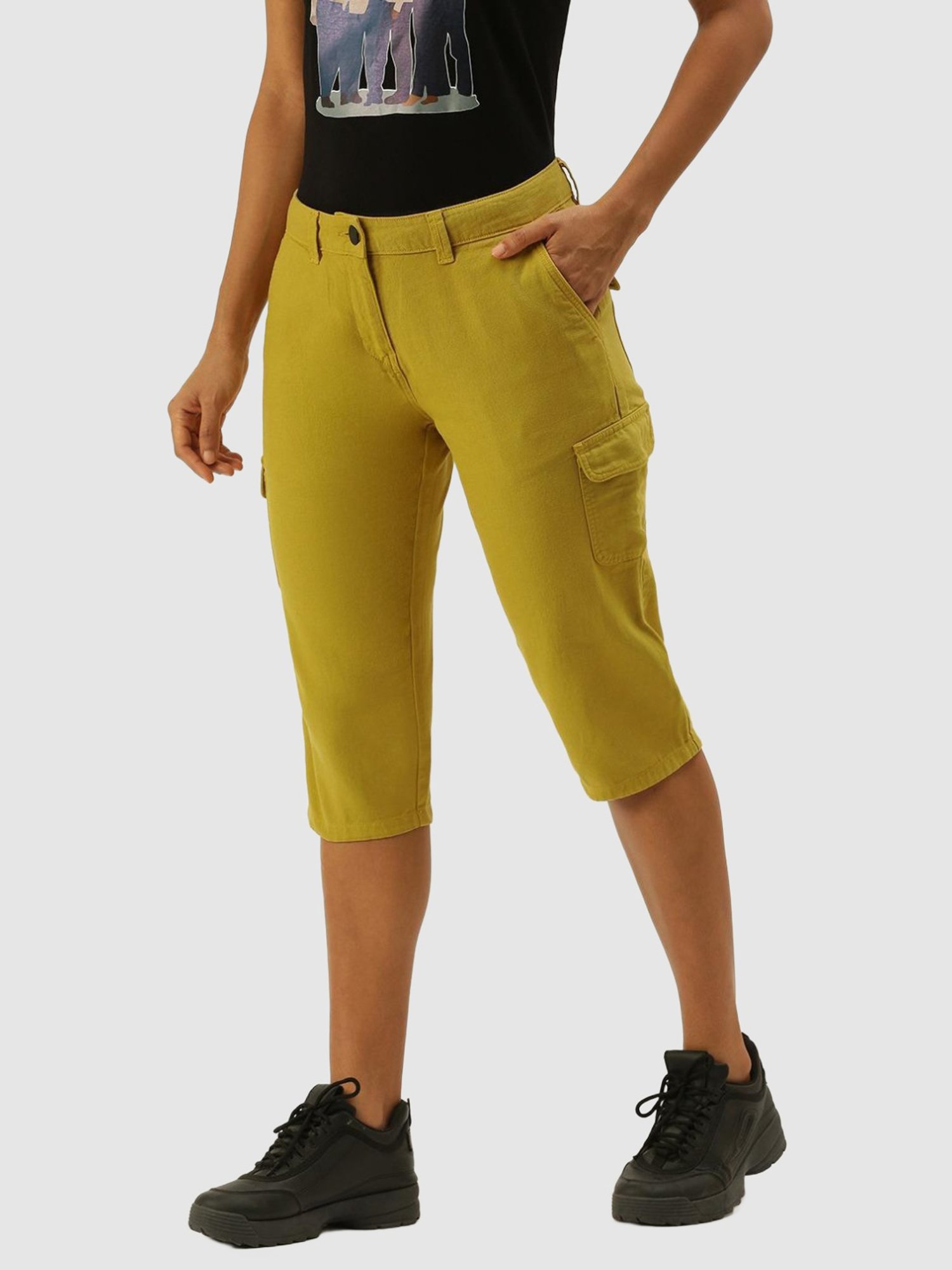 IVOC Mustard Cotton Mid Rise Capris