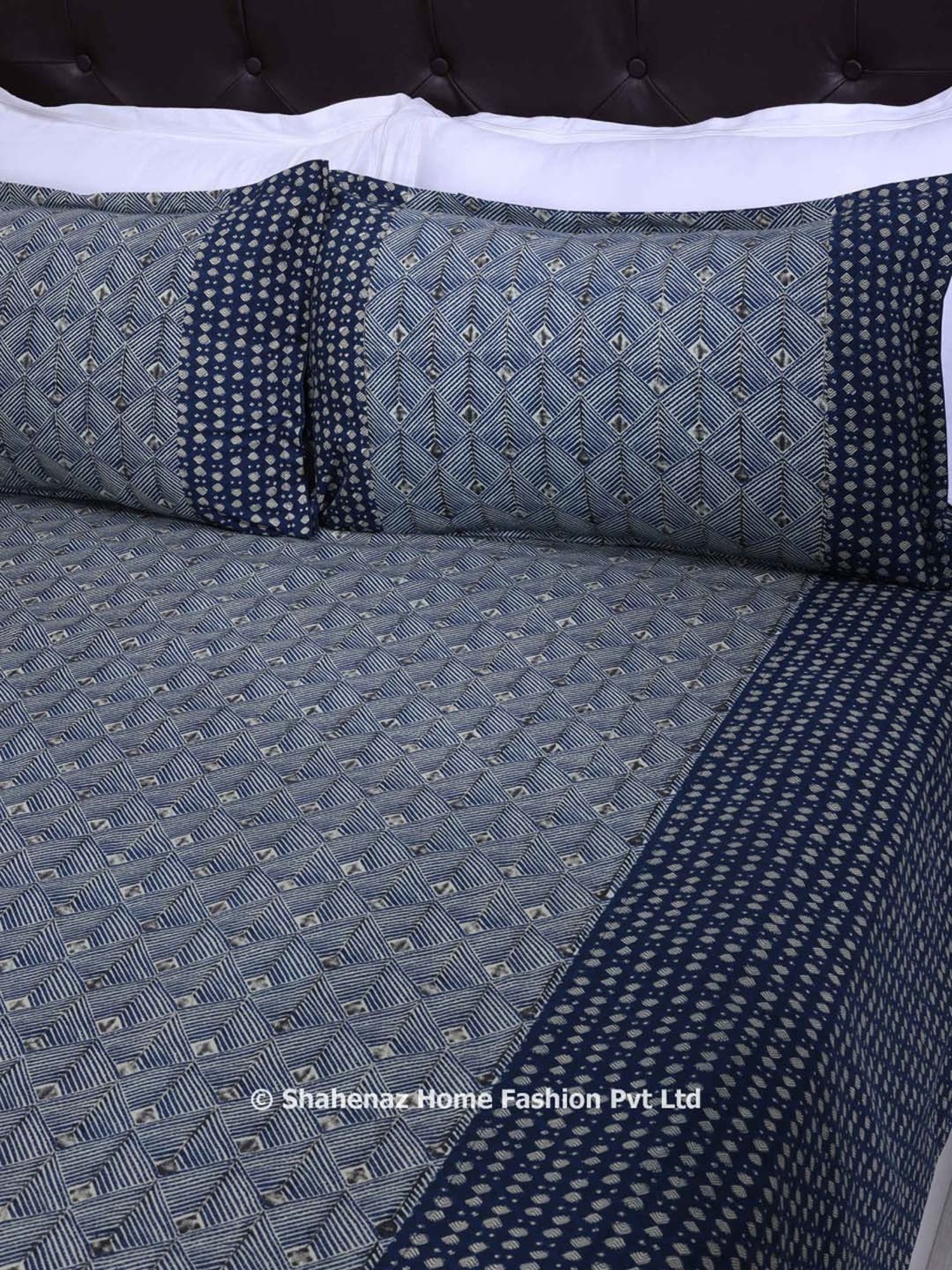 Shahenaz Navy Blue 120 TC Cotton Rahat Double Bedsheet with 2 Pillow Covers