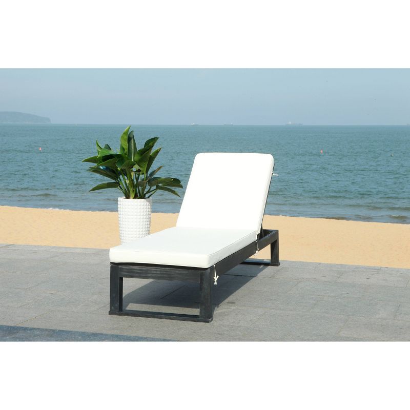 Solano Sunlounger - Black/White - Safavieh