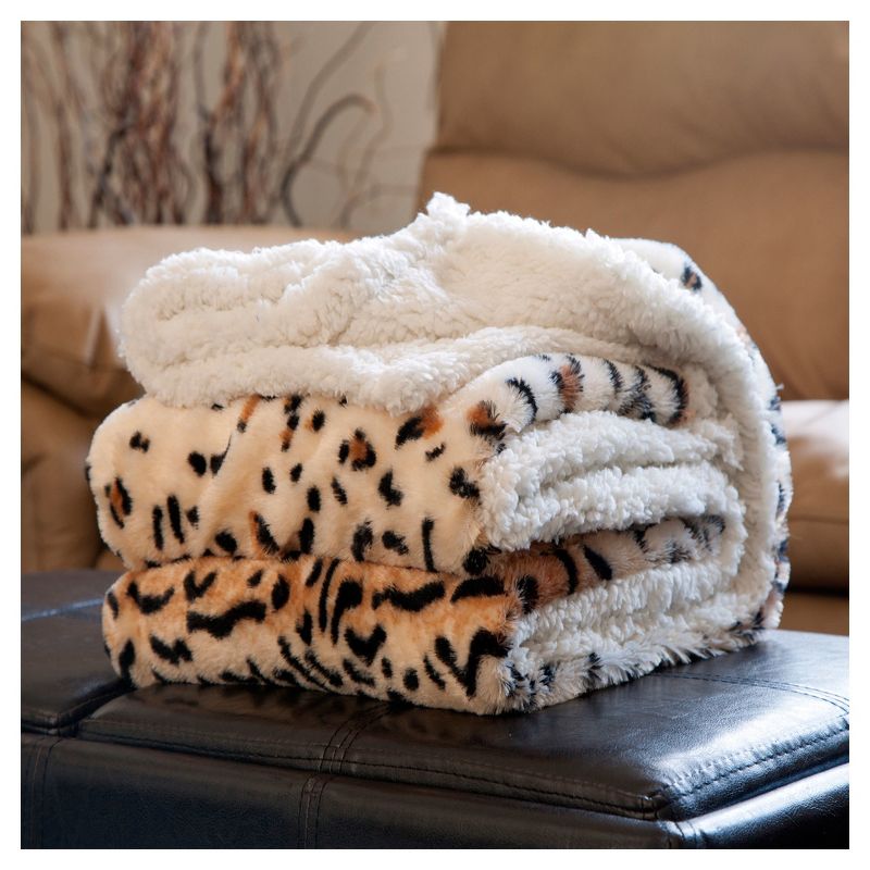 White/Black Throw Blankets - Yorkshire Home
