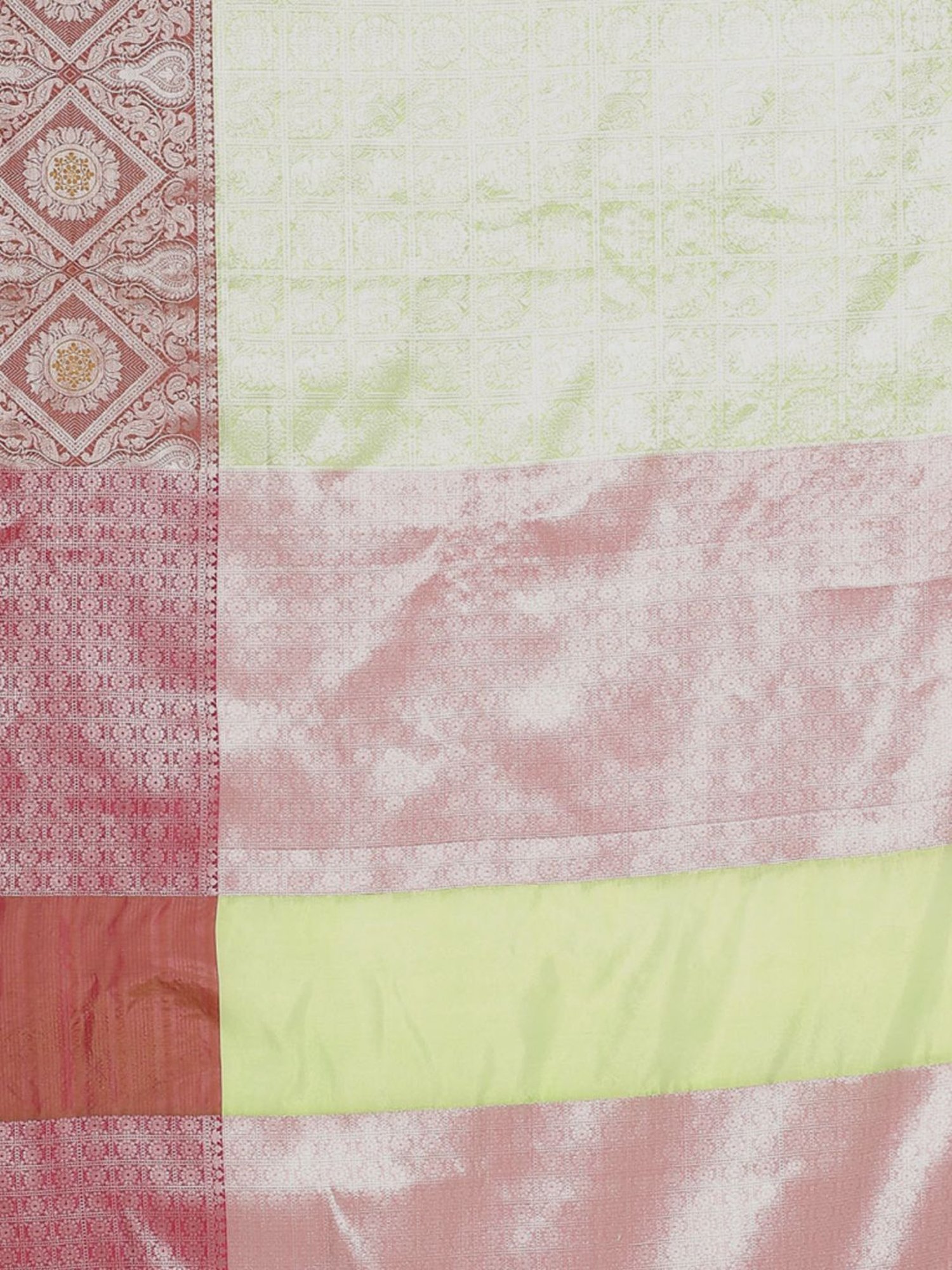 Banarasi Silk Works Green Woven Saree With Unstitched Blouse