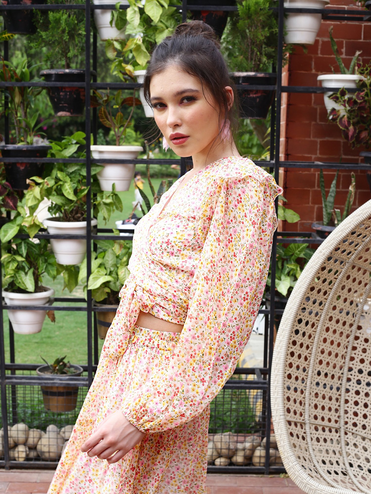 Sera Off White Floral Print Top