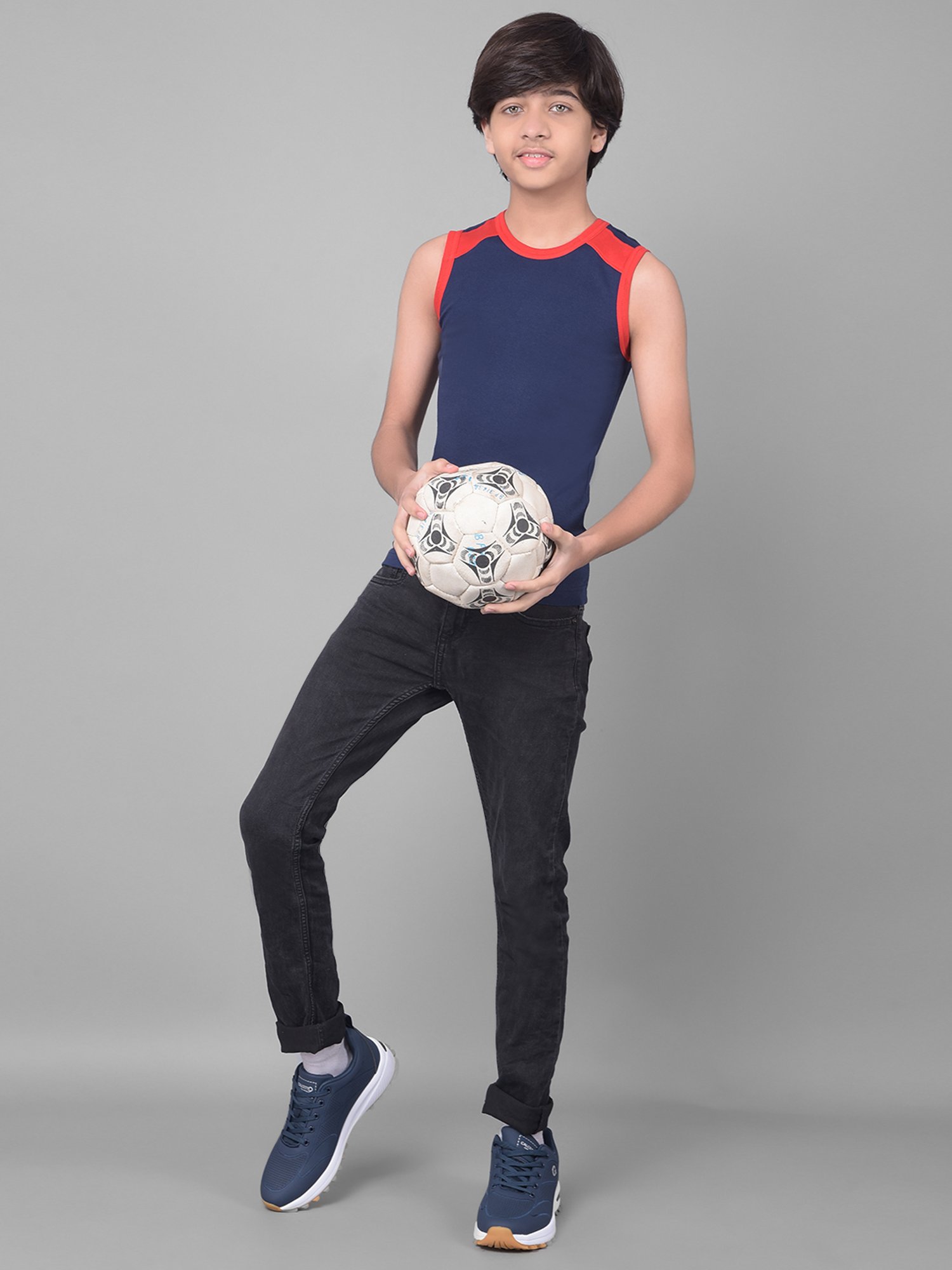 Dyca Boys Assorted Printed Vest (Pack Of 4)