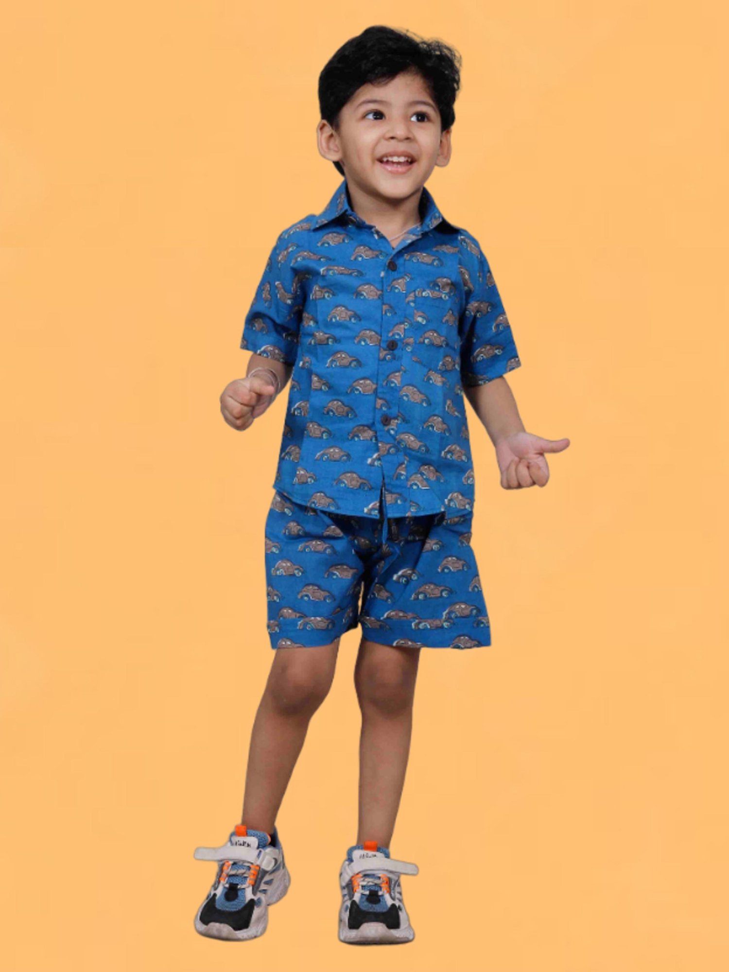 Tippy Top Kids Blue Printed Shirt with Shorts