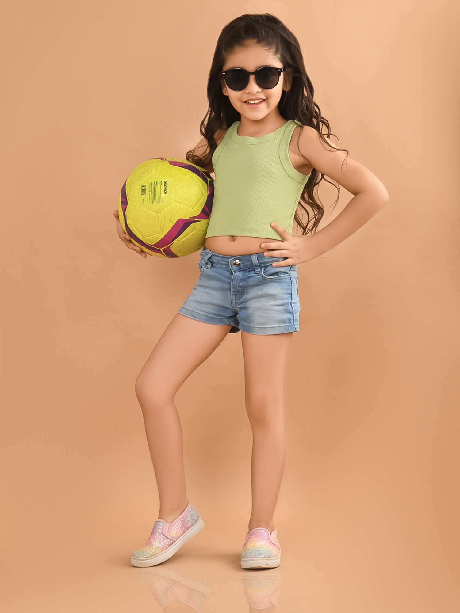 LilPicks Kids Light Green Solid Crop Top