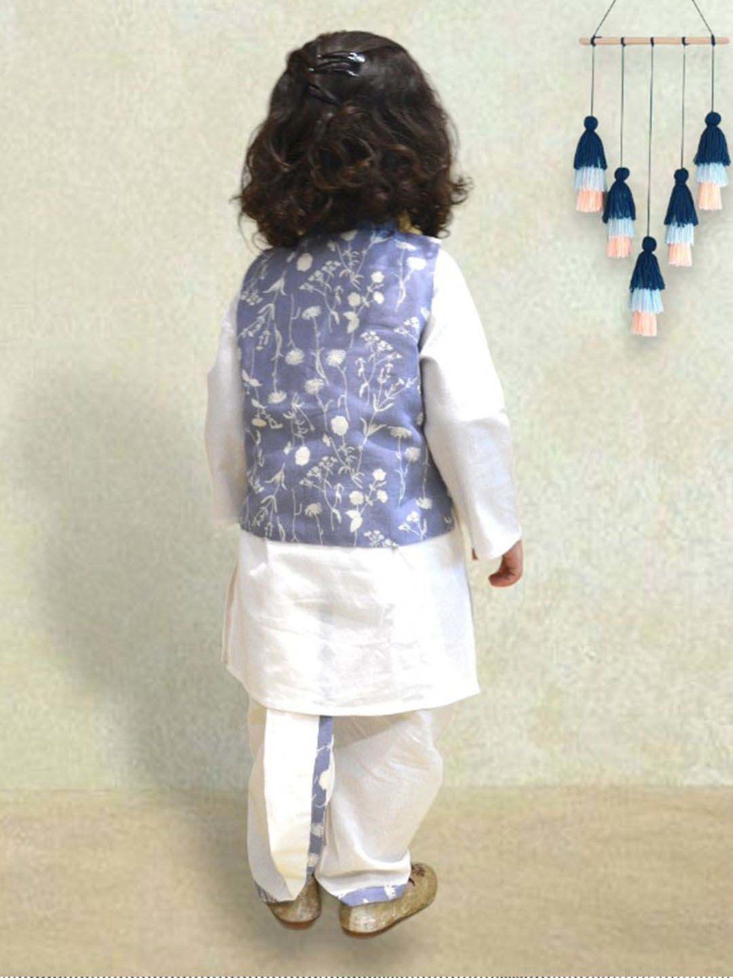 A.T.U.N. Boys Ivory & Blue Cotton Printed Full Sleeves Kurta Set
