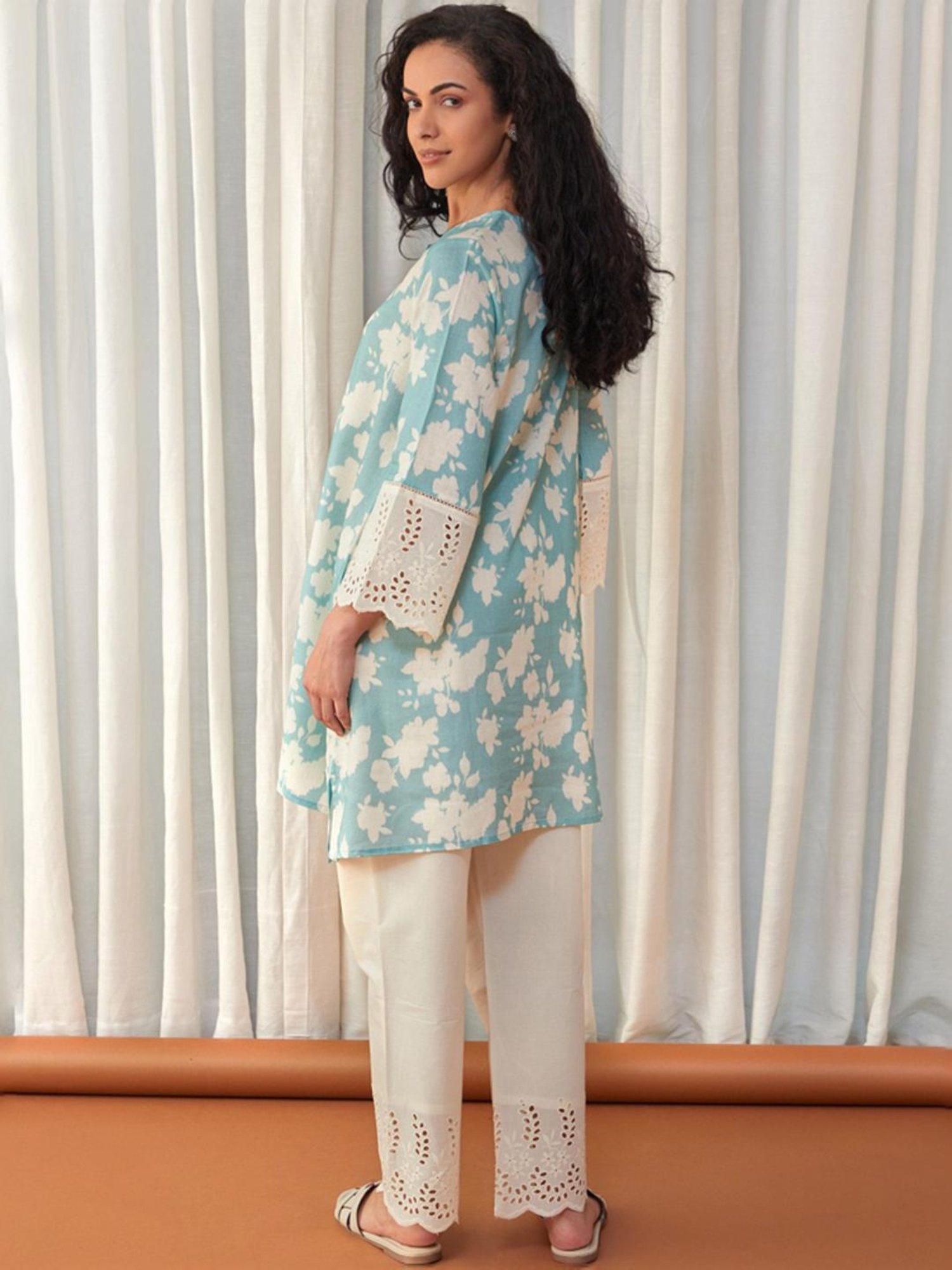 Bombay Bloom Unbleached Aqua Blue Flared Cutwork Linen Tunic with Pant Co-ord Set