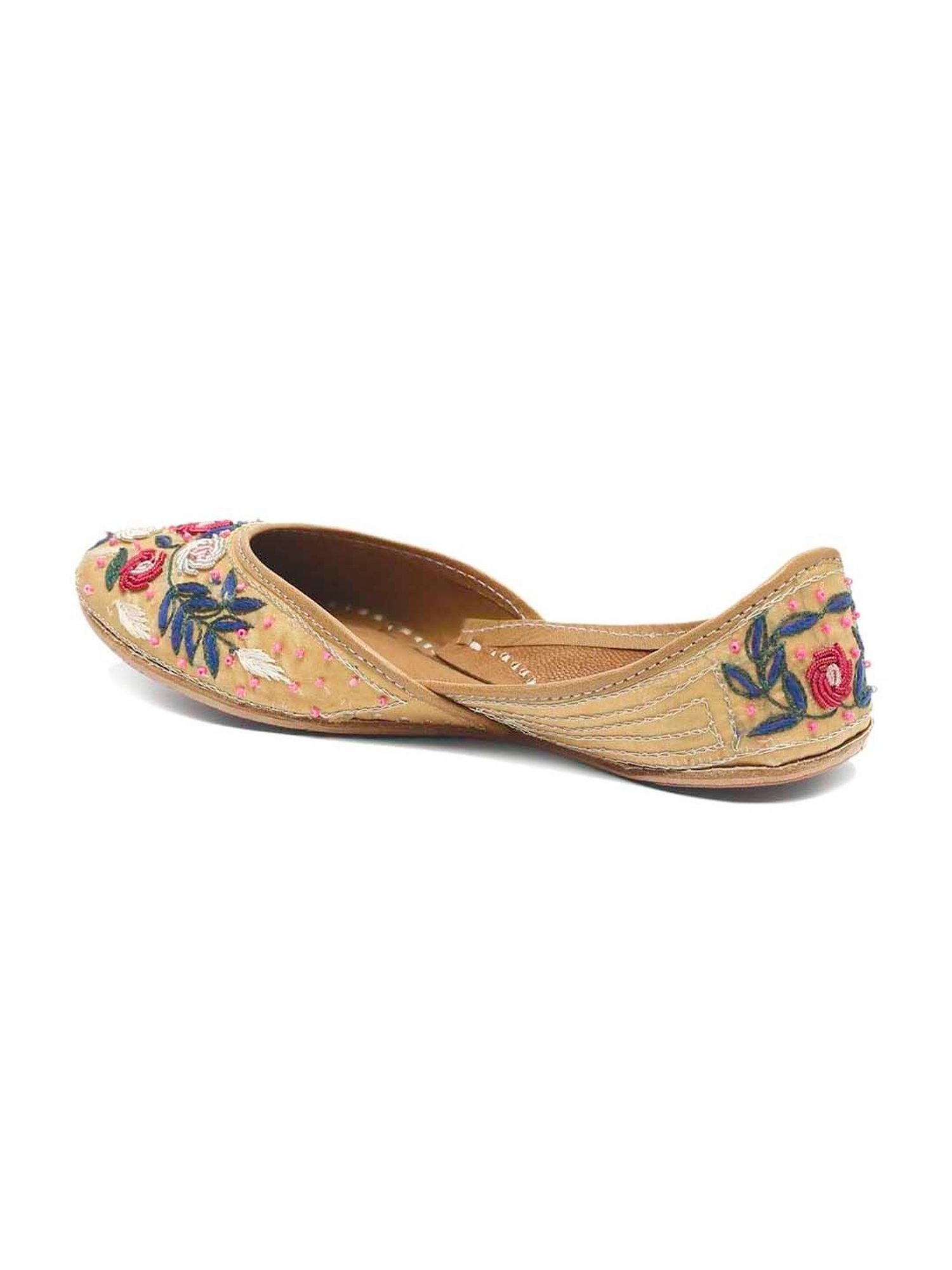 Glam Story Women's Gold Ethnic Juttis