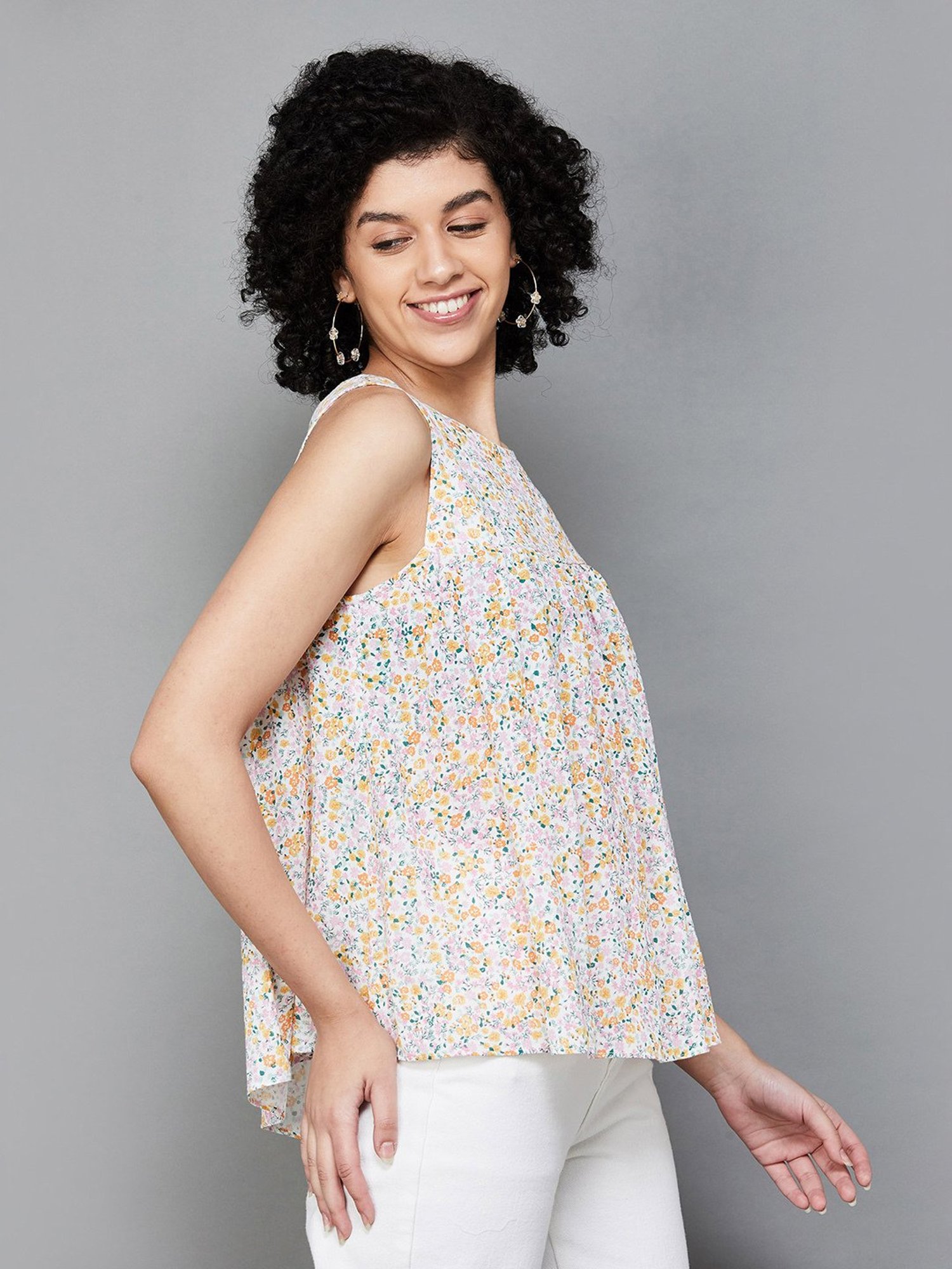 Fame Forever by Lifestyle Multicolor Floral Print Top