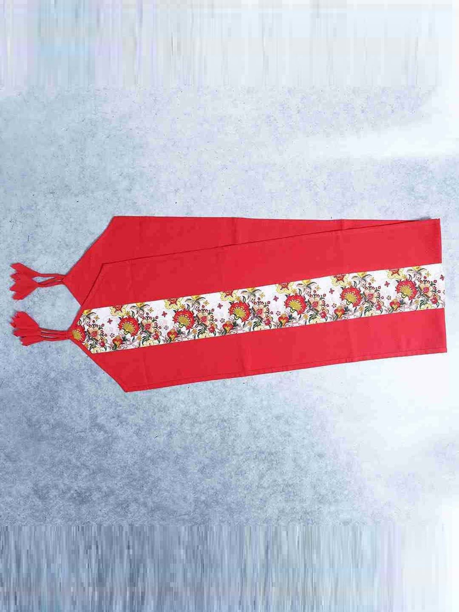 Wonderchef Como Floral Printed Table Runner