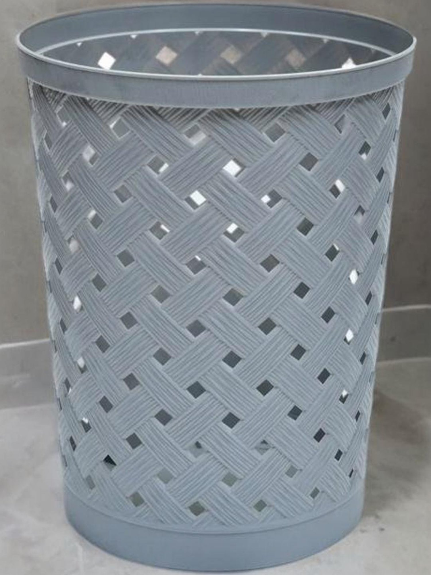 Brabantia Green Plastic Sort & Go Waste Bin (3 L)