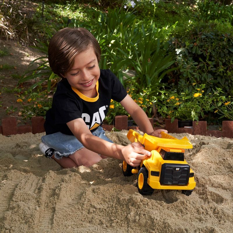 CAT Power Haulers Dump Truck