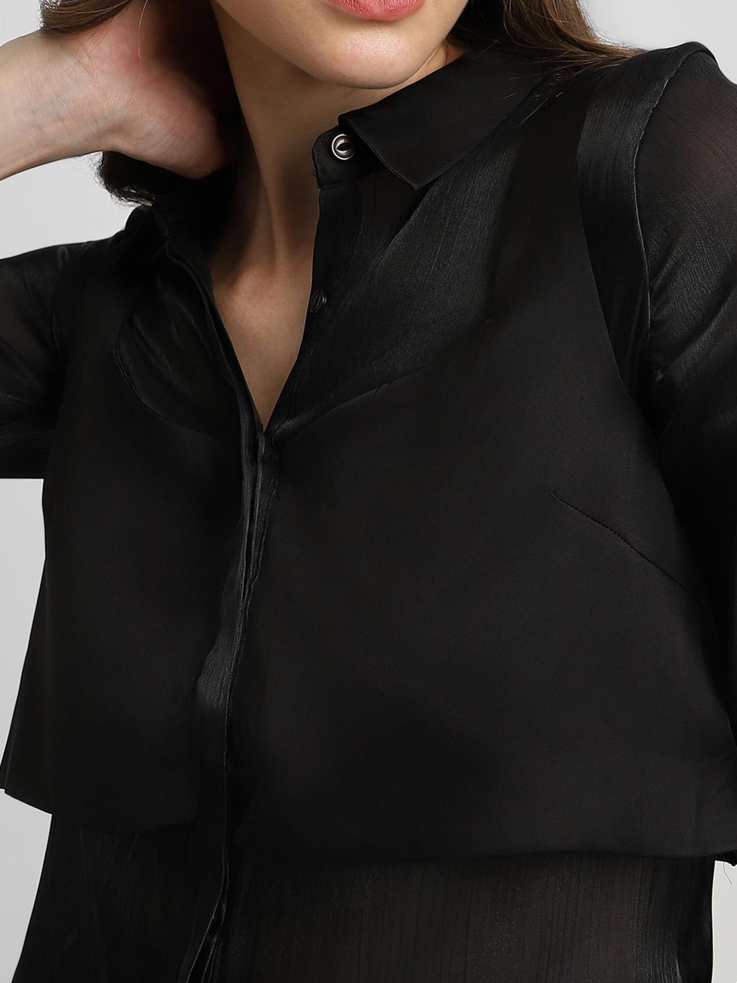 Forever 21 Black Regular Fit Shirt