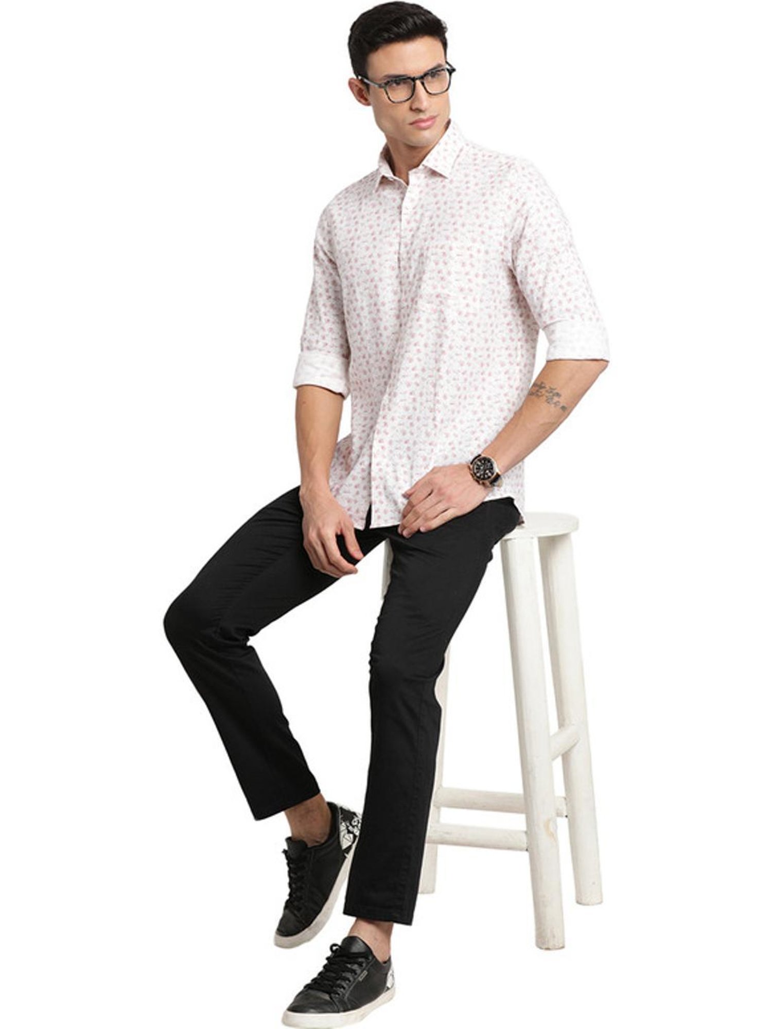 Turtle White Slim Fit Printed Shirt