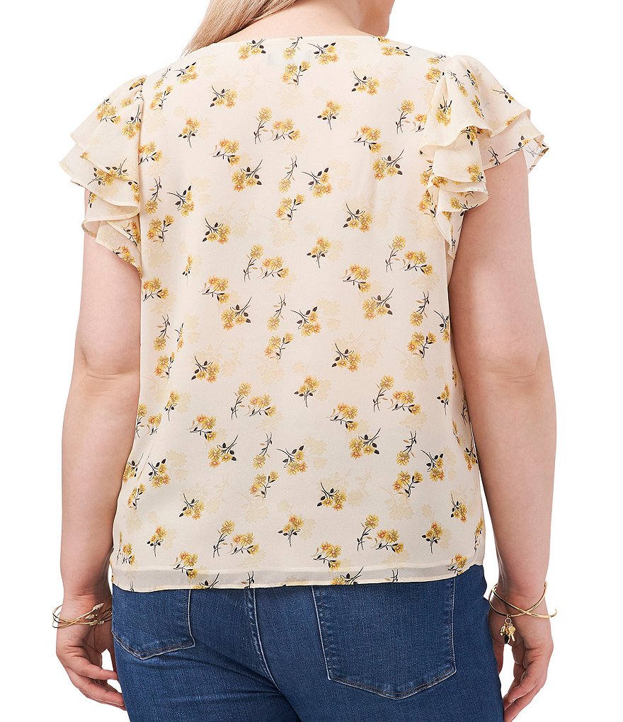 1. STATE Plus Size Isabelle Floral V-Neck Flutter Short Sleeve Blouse