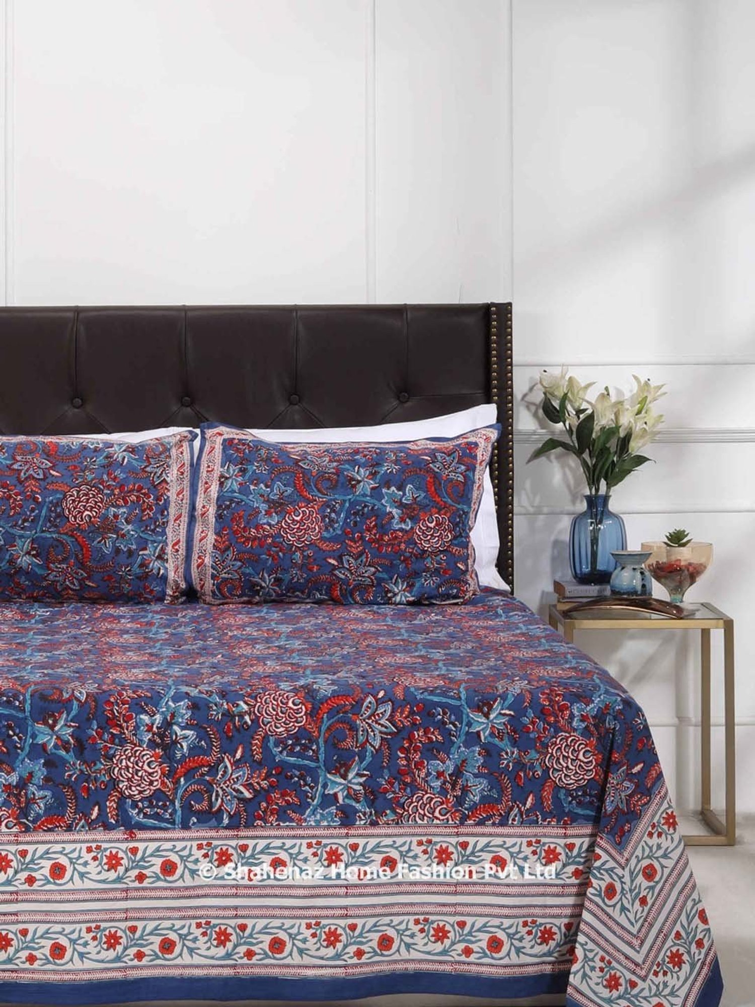 Shahenaz Navy Blue 220 TC Cotton Lagoon Single Bedsheet with 2 Pillow Covers