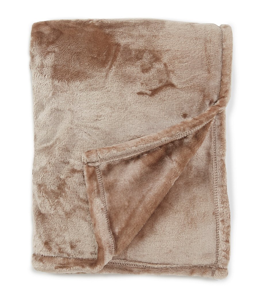 Noble Excellence Ava Plush Throw