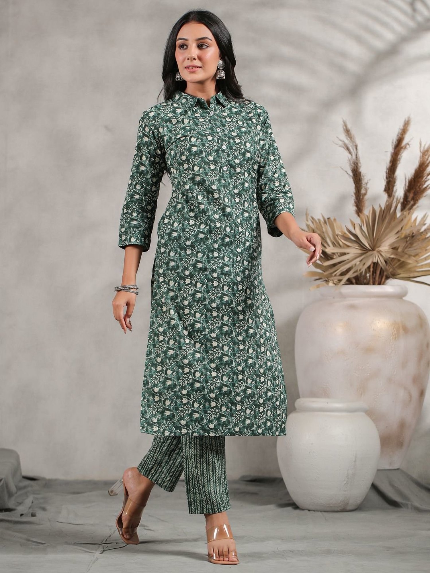 Anubhutee Green Cotton Floral Print Kurta Pant Set