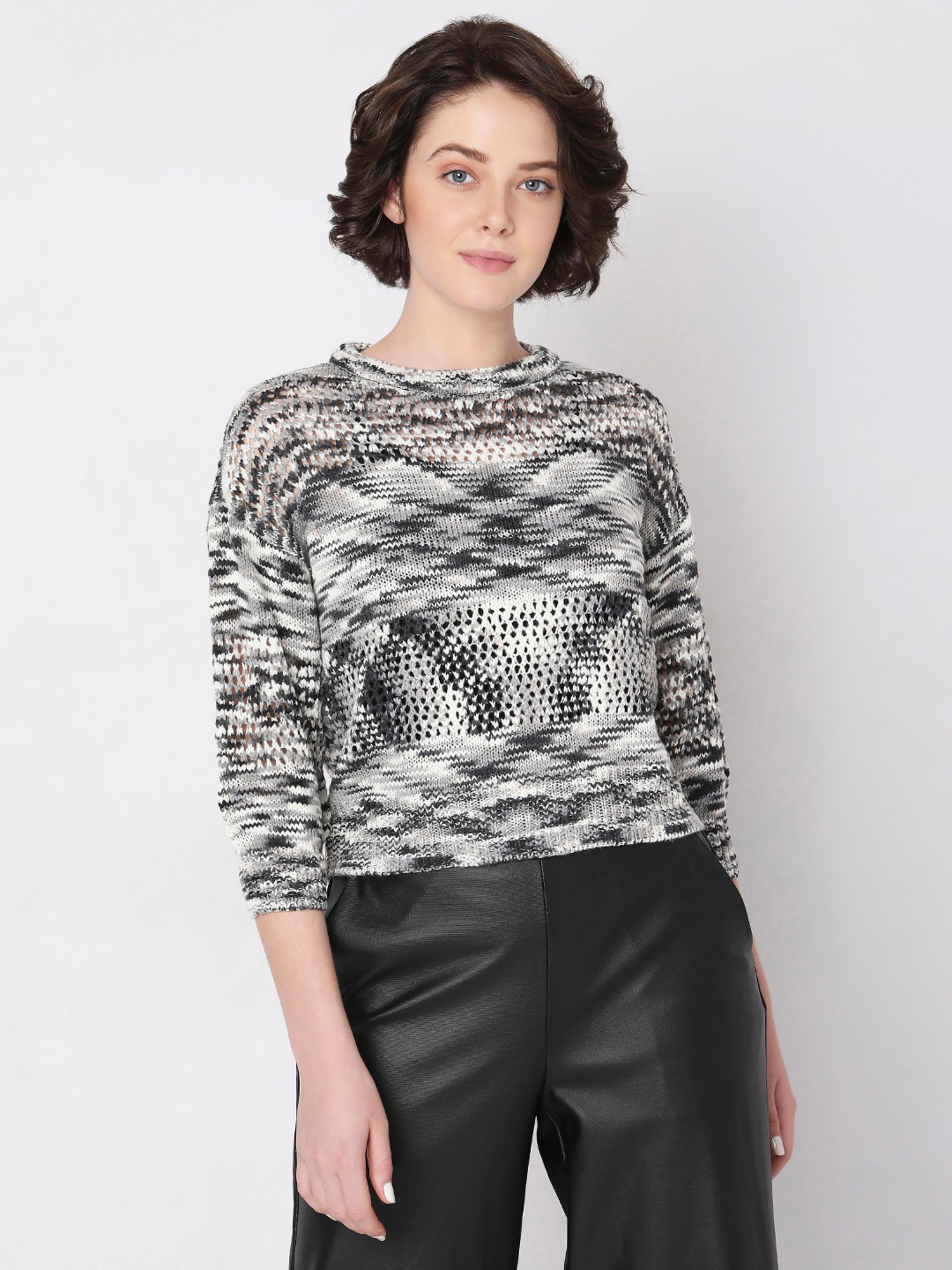 Vero Moda Black & White Printed Pullover