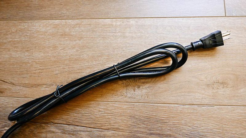 Metal Surge Protector Power Strip 4 Feet 12 Outlet