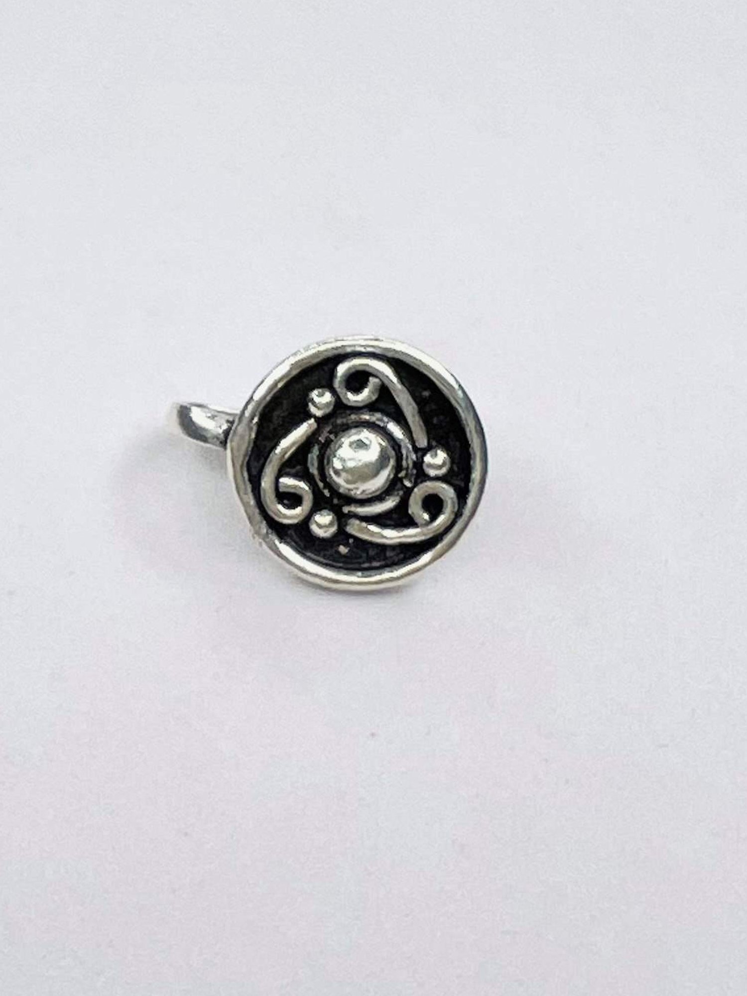 Zavya 92.5 Sterling Silver Floral Nosepin for Women