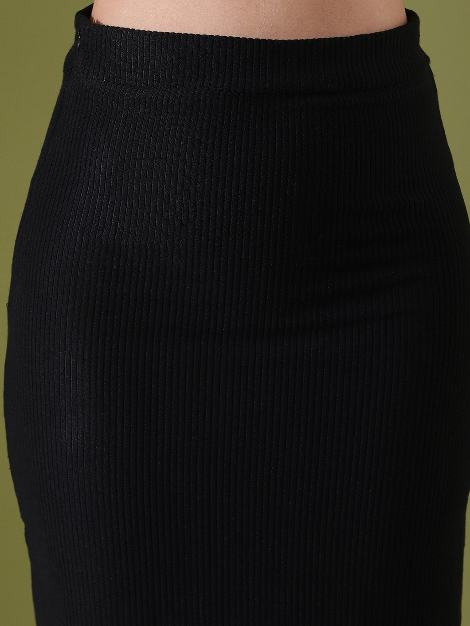 SELVIA Black Maxi Skirt