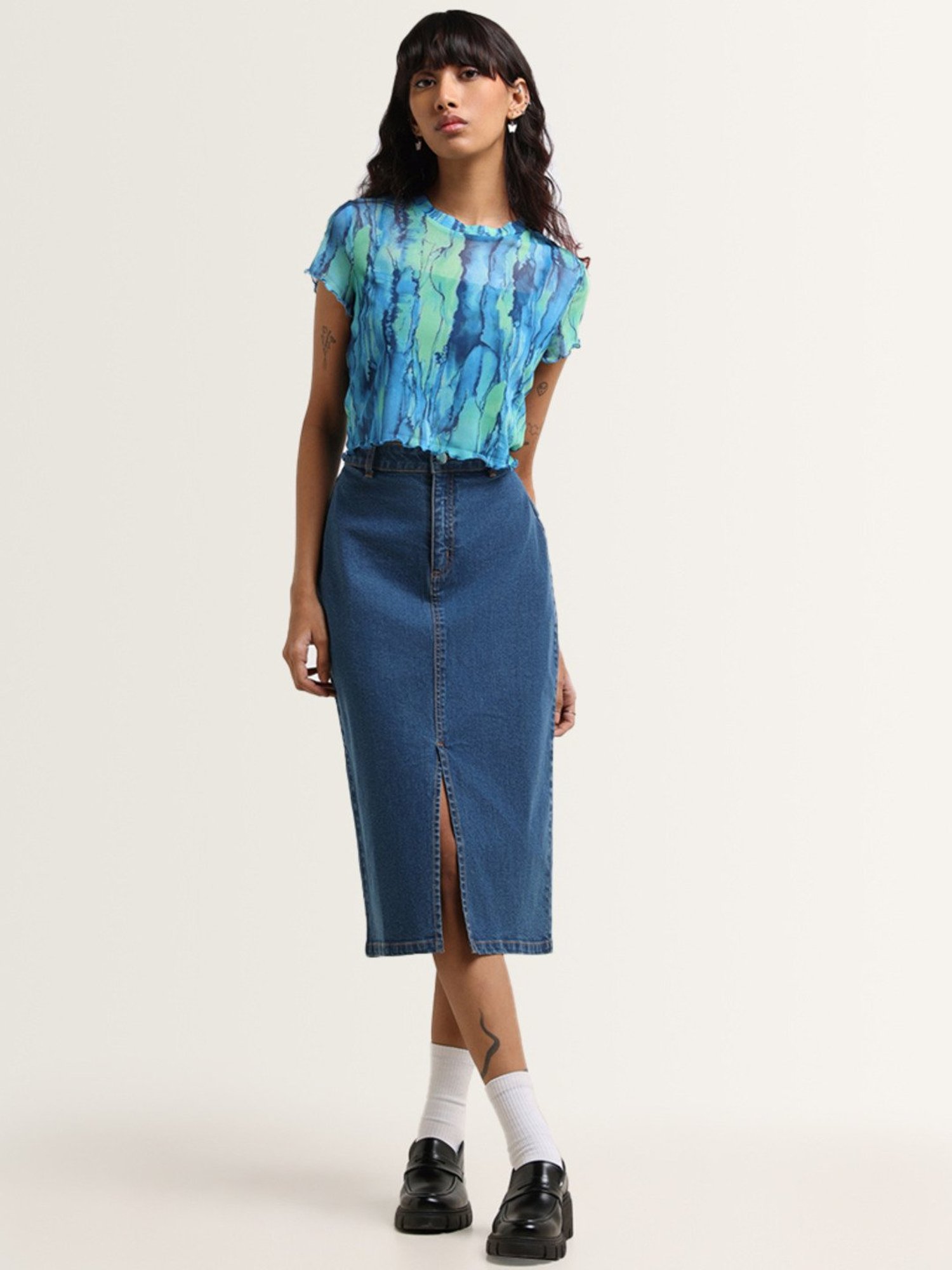 Nuon by Westside Blue Abstract Printed Crop Top