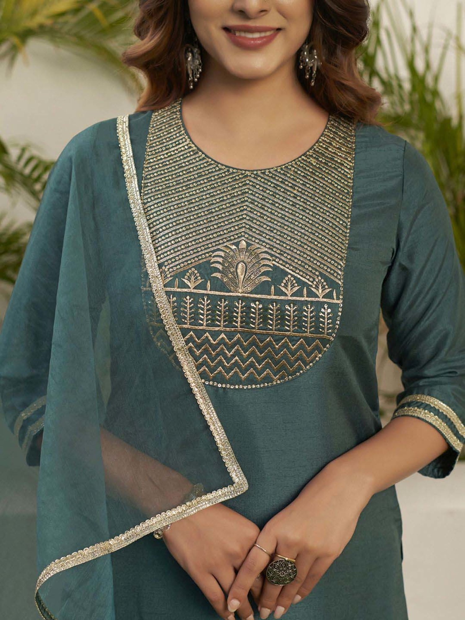 Skylee Green Embroidered Kurta Pant Set With Dupatta