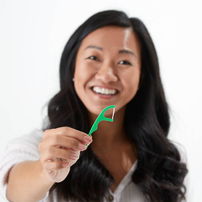 hello Hemp Seed Oil + Coconut Oil Infused Floss Picks with Plant-Based Handles Natural Fresh Spearmint - Trial Size - 80ct