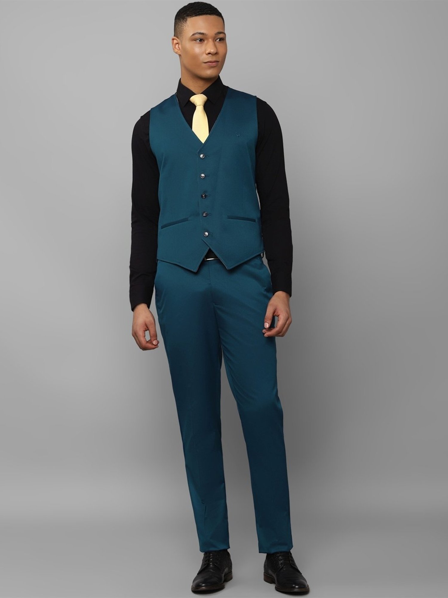 Parx Black Regular Fit Two Piece Suit