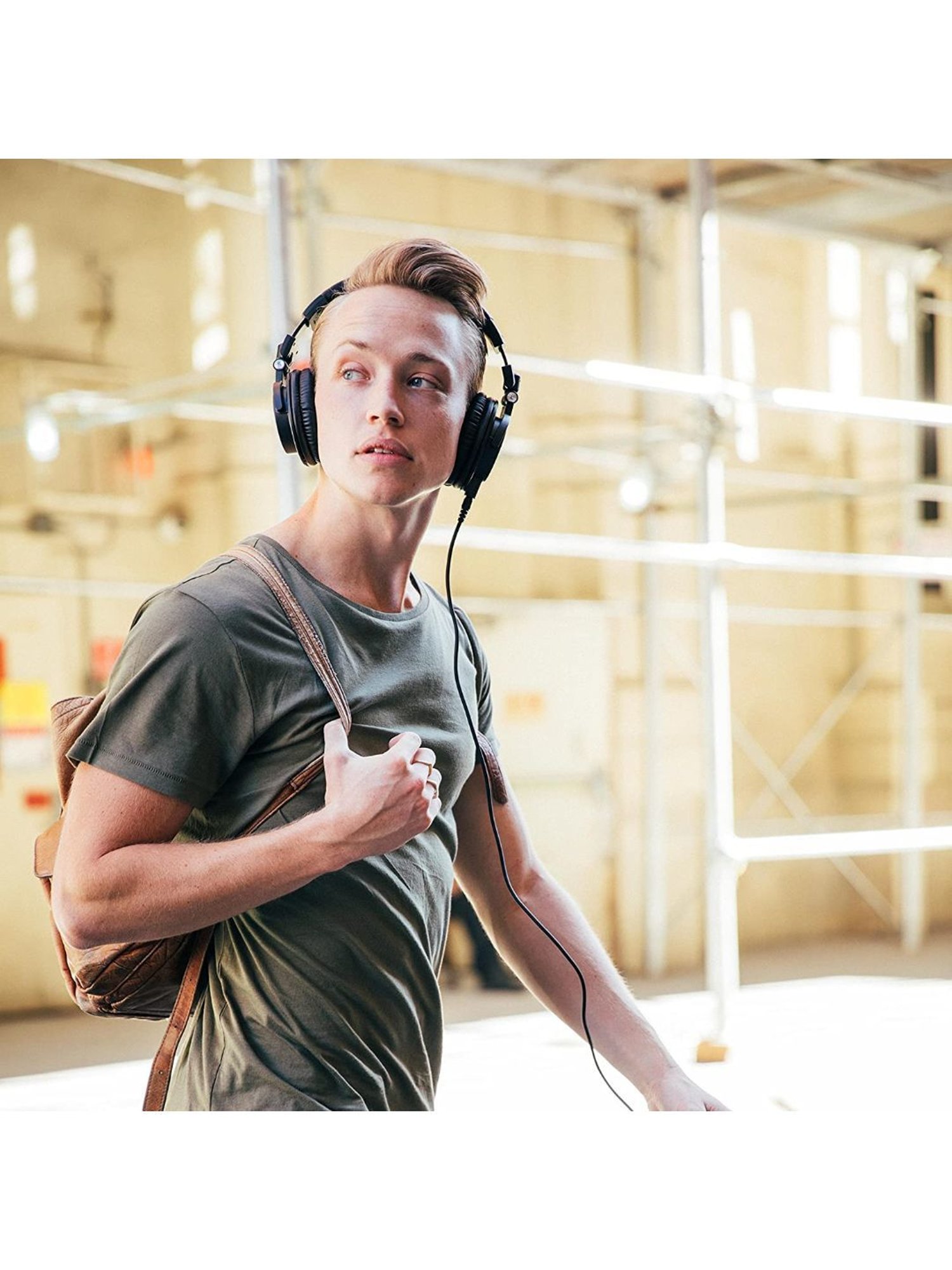 Audio Technica ATH M50x Over Ear Professional Studio Monitor Headphones (Black)