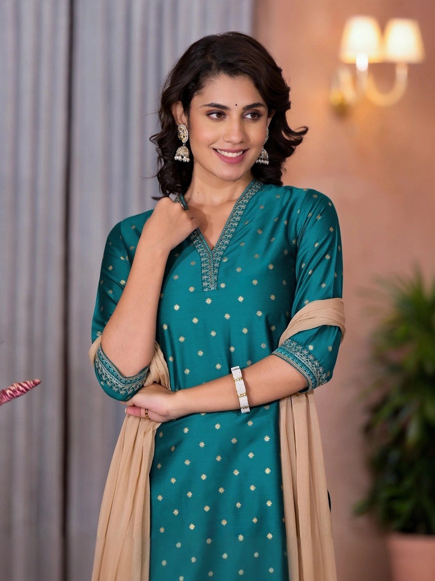 Juniper Green Embroidered Kurta Pant Set With Dupatta