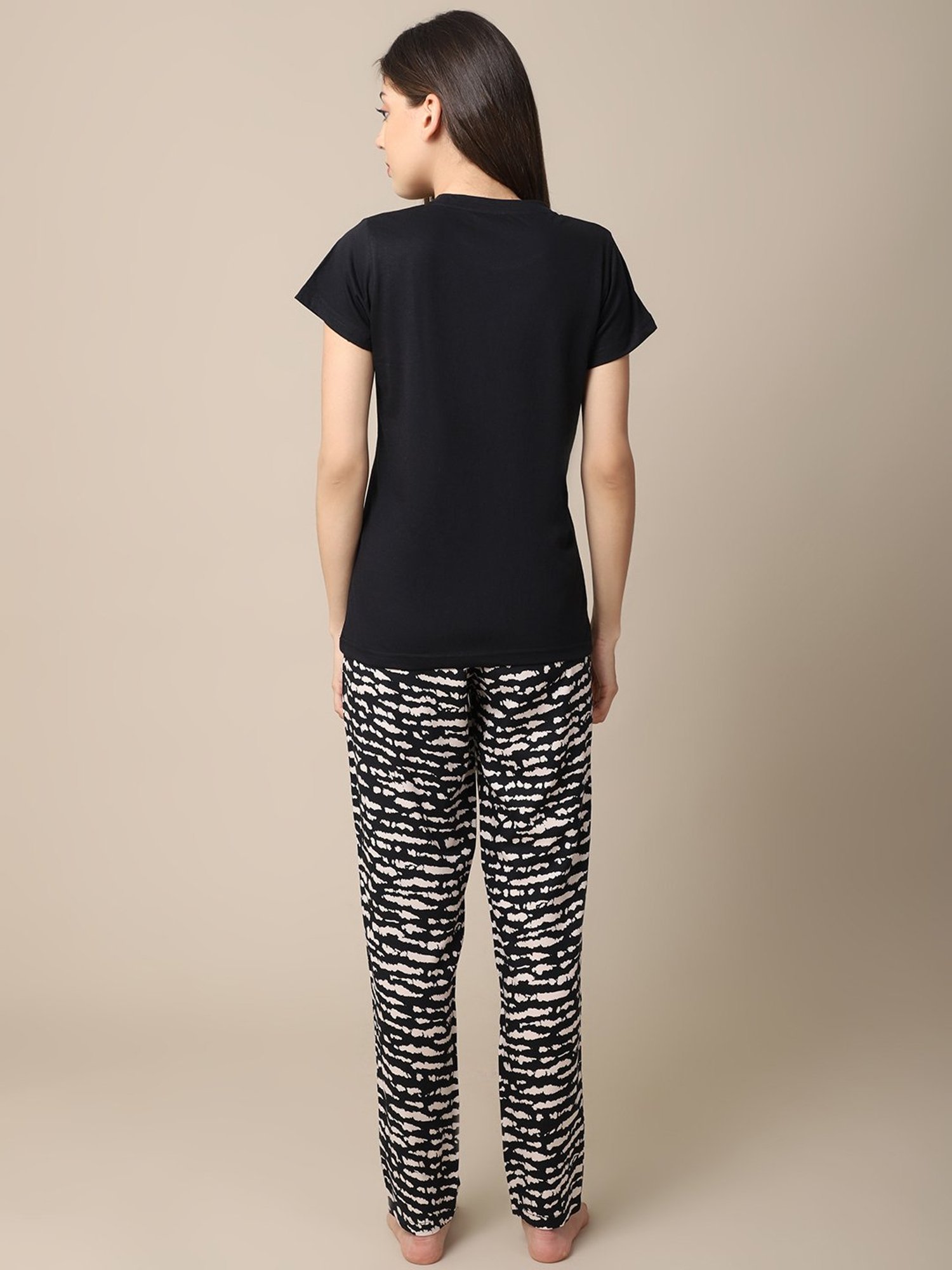 Boston Club Black Printed T-Shirt With Pyjamas