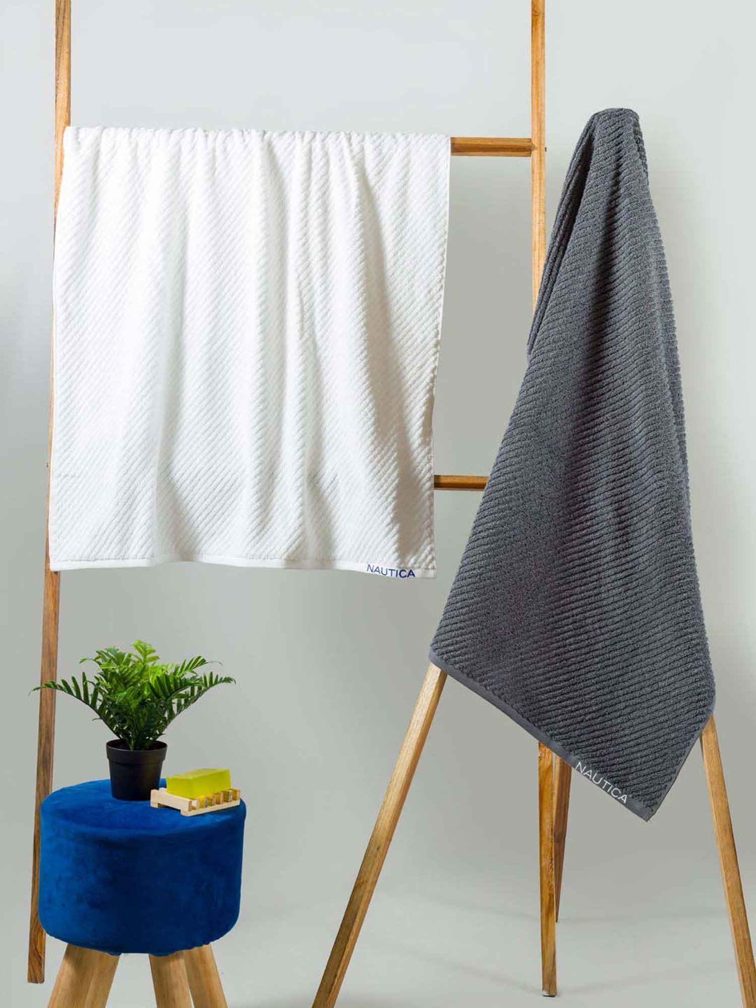 Nautica Cross View White & Steel Grey Cotton 600 GSM Fluffy Zero Twist Bath Towel - Set of 2