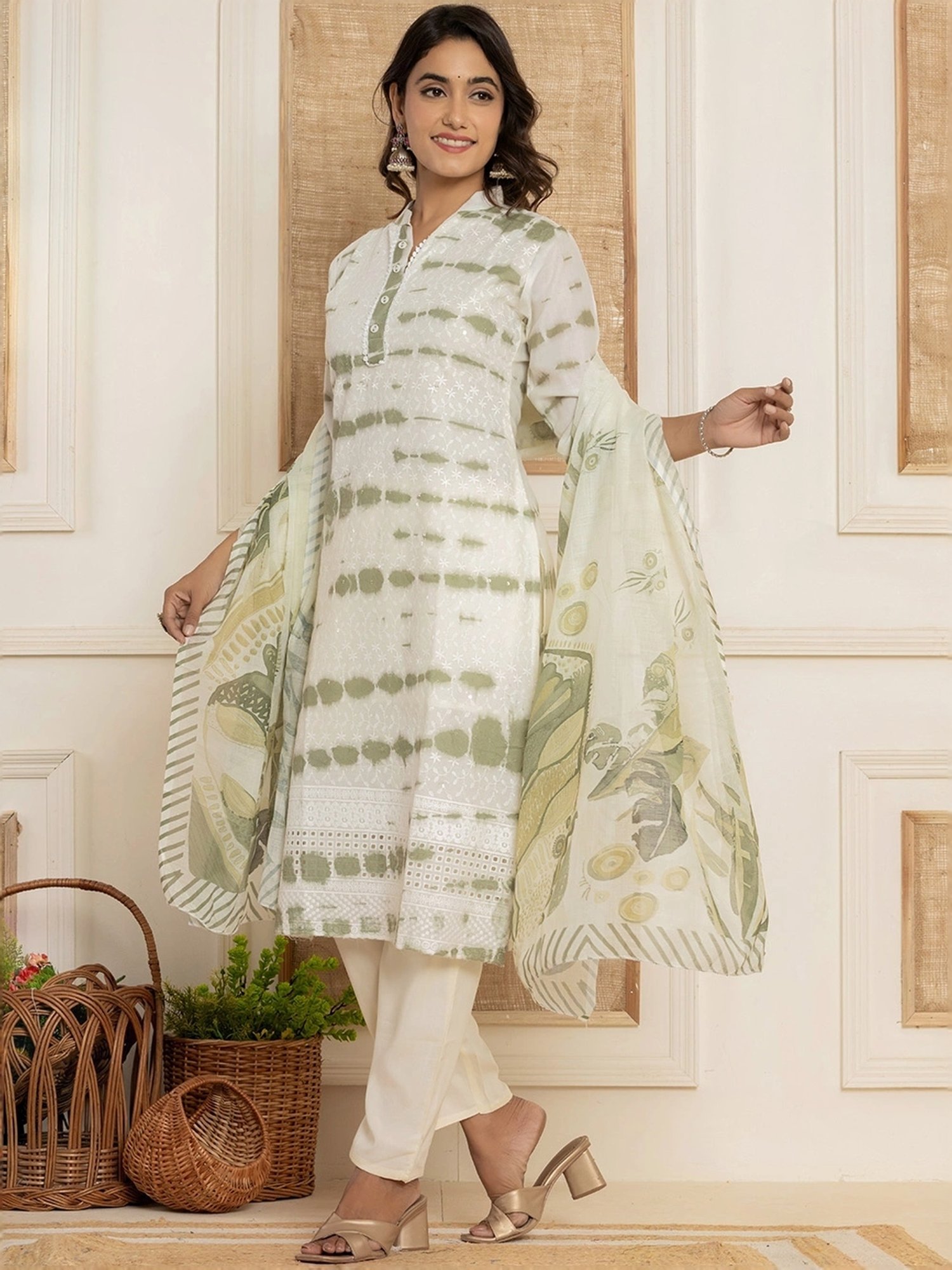 Yufta Green & White Cotton Printed Kurta Pant Set With Dupatta