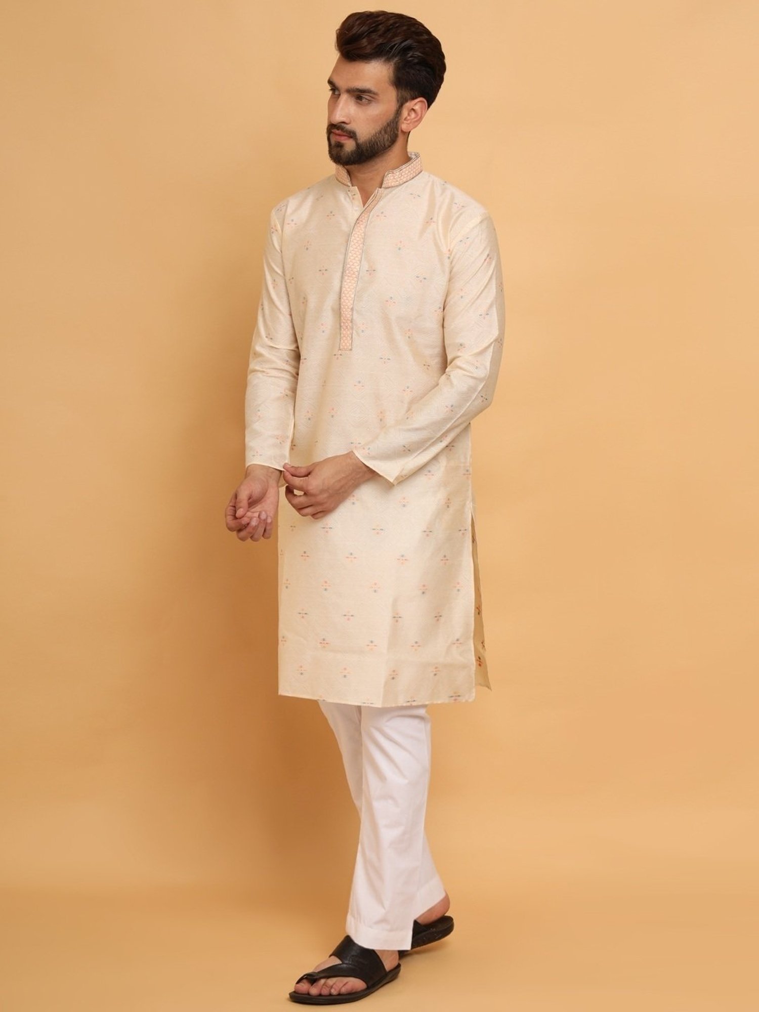 SWAGG INDIA Cream Regular Fit Kurta