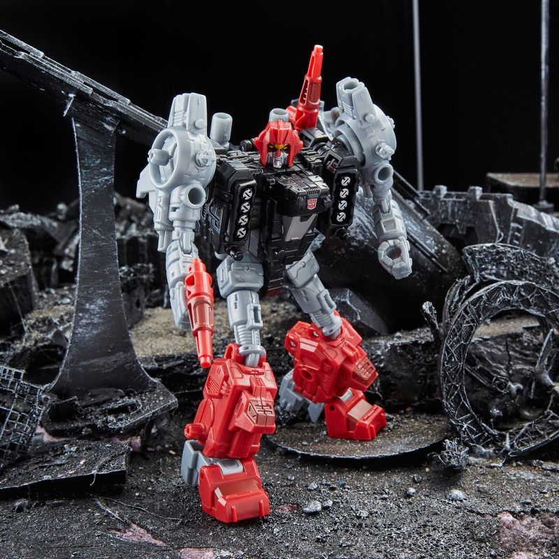 Transformers Generations Selects WFC-GS04 Powerdasher Cromar, War for Cybertron Deluxe Figure - Collector Figure,