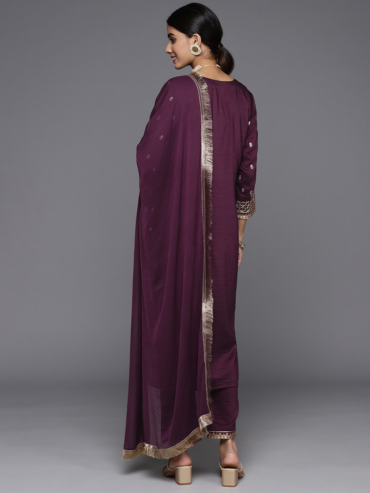 Varanga Burgundy Embroidered Kurta With Pant & Dupatta