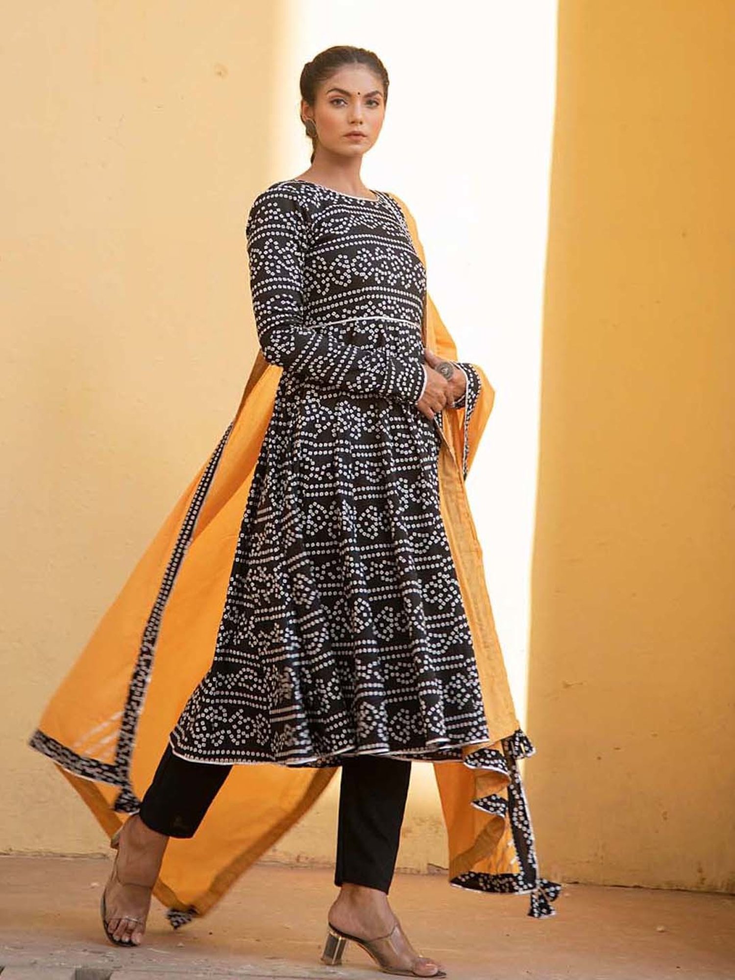 KAORI BY SHREYA AGARWAL Black Cotton Printed Kurta Pant Set With Dupatta
