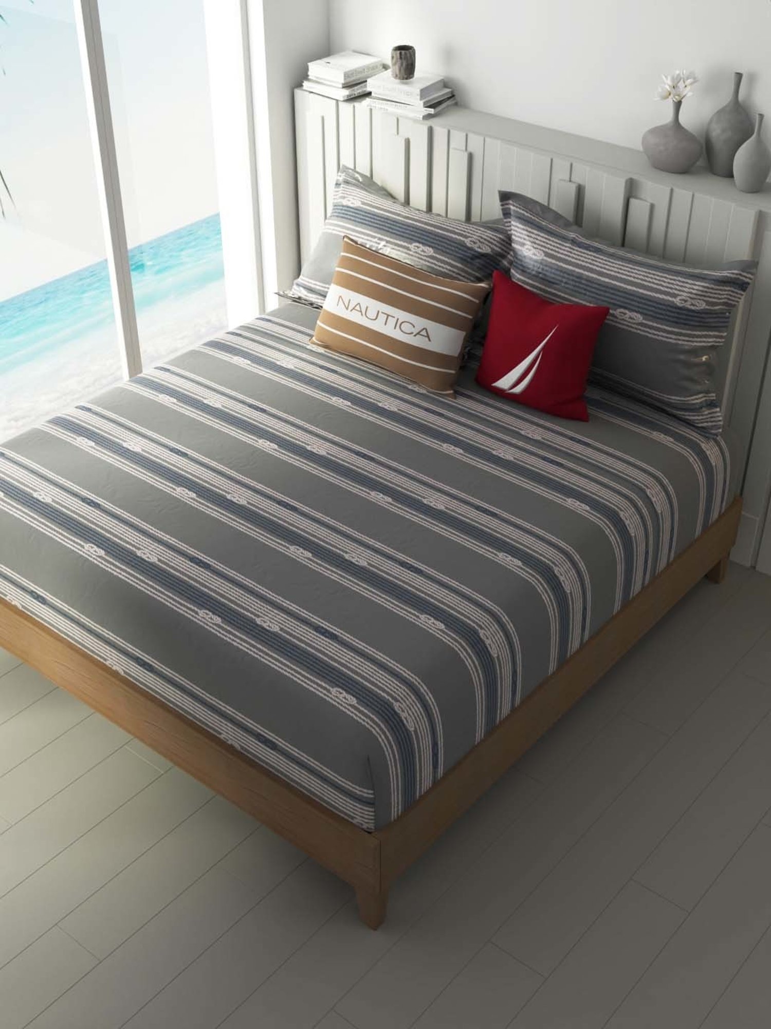 Nautica Ocean View Grey & Blue 160 TC Cotton King Bedsheet with 2 Pillow Covers
