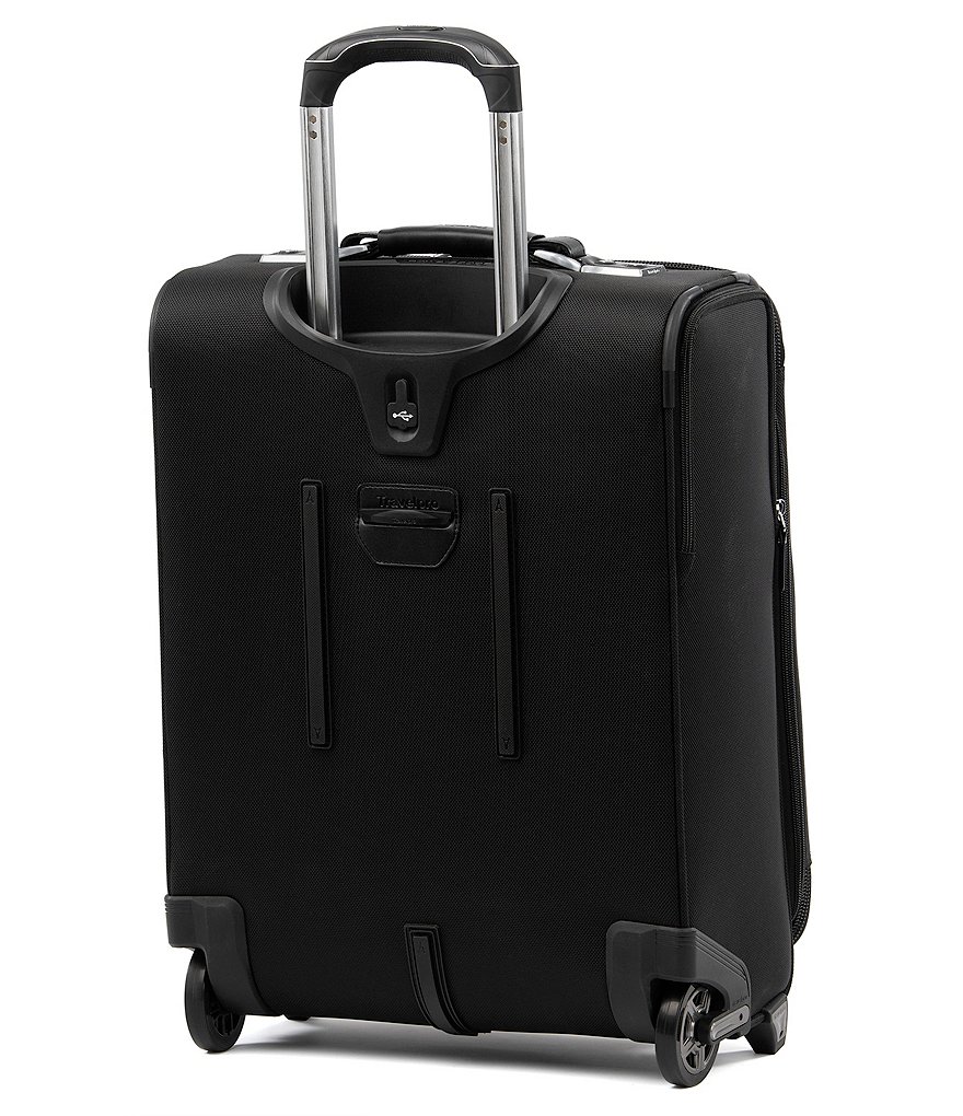 Travelpro Platinum Elite International Expandable Carry-On Rollaboard